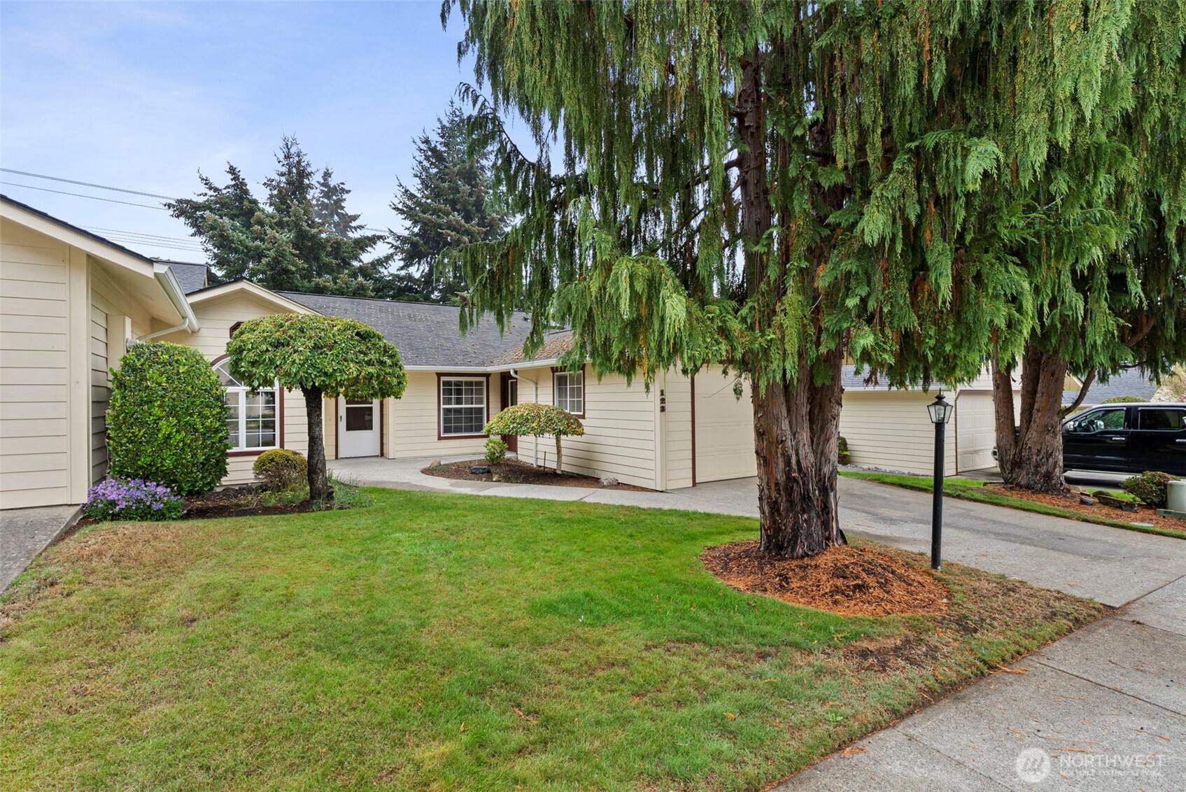 123 Robert Frost Drive Property Photo 1