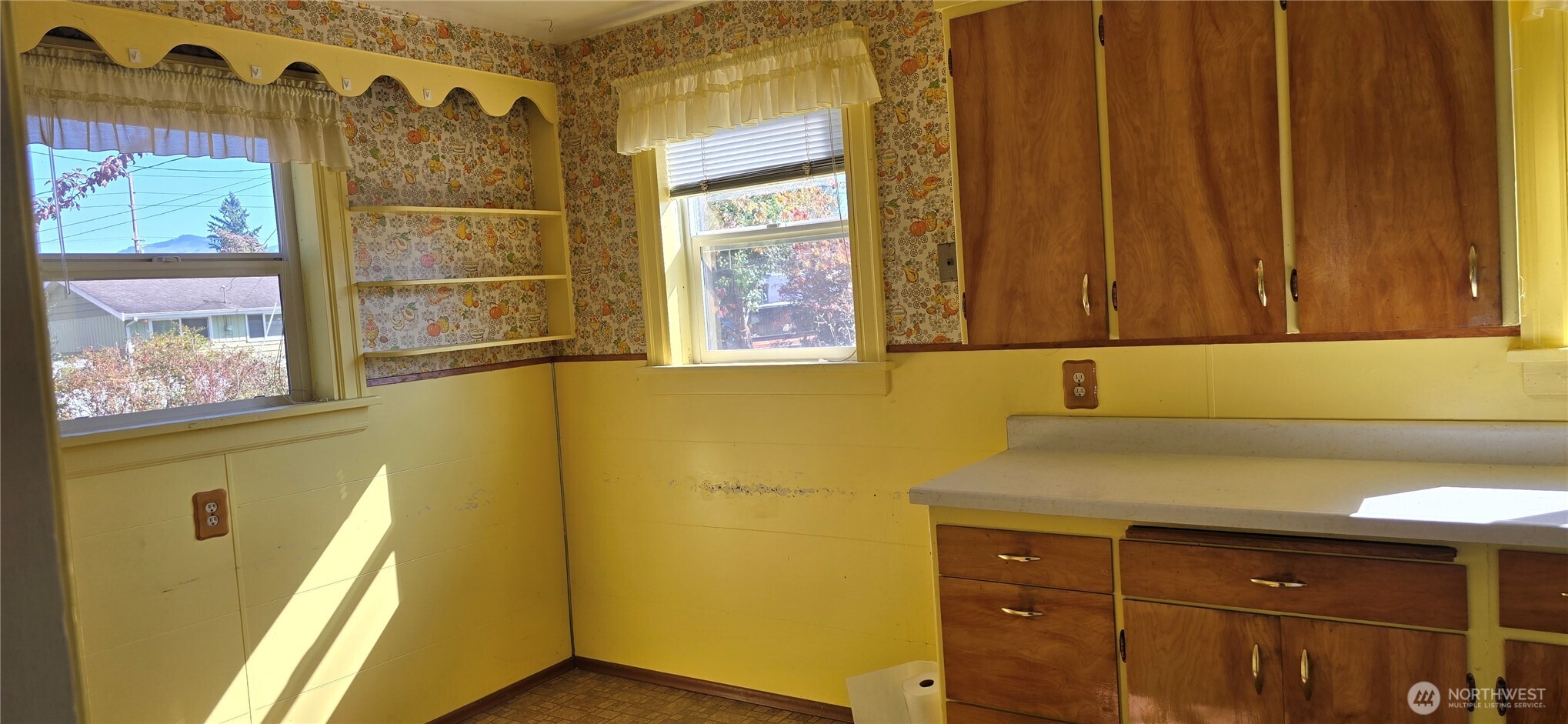 371 Main Street Property Photo 10