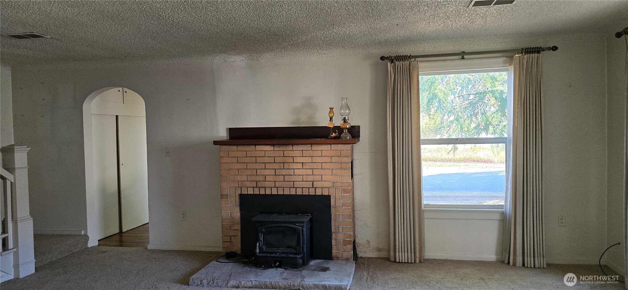371 Main Street Property Photo 15