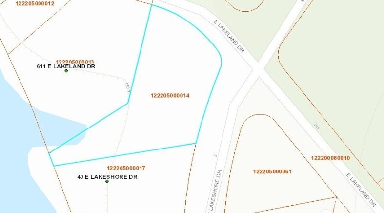 20 E Lakeshore Drive Property Photo 7