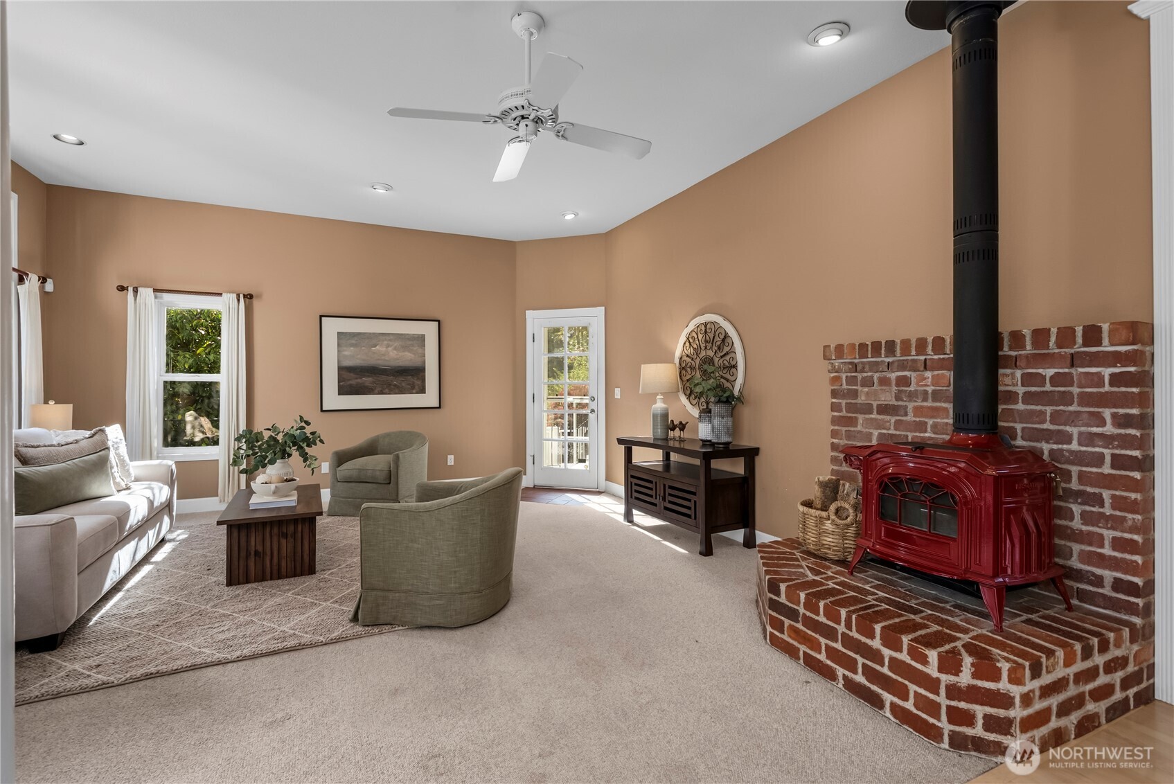 13704 120th Street Property Photo 10
