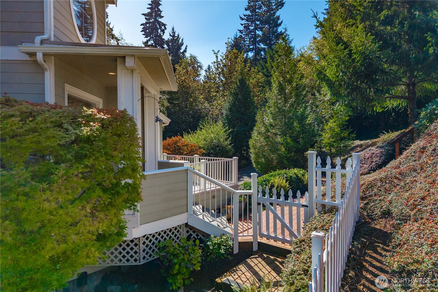 13704 120th Street Property Photo 17