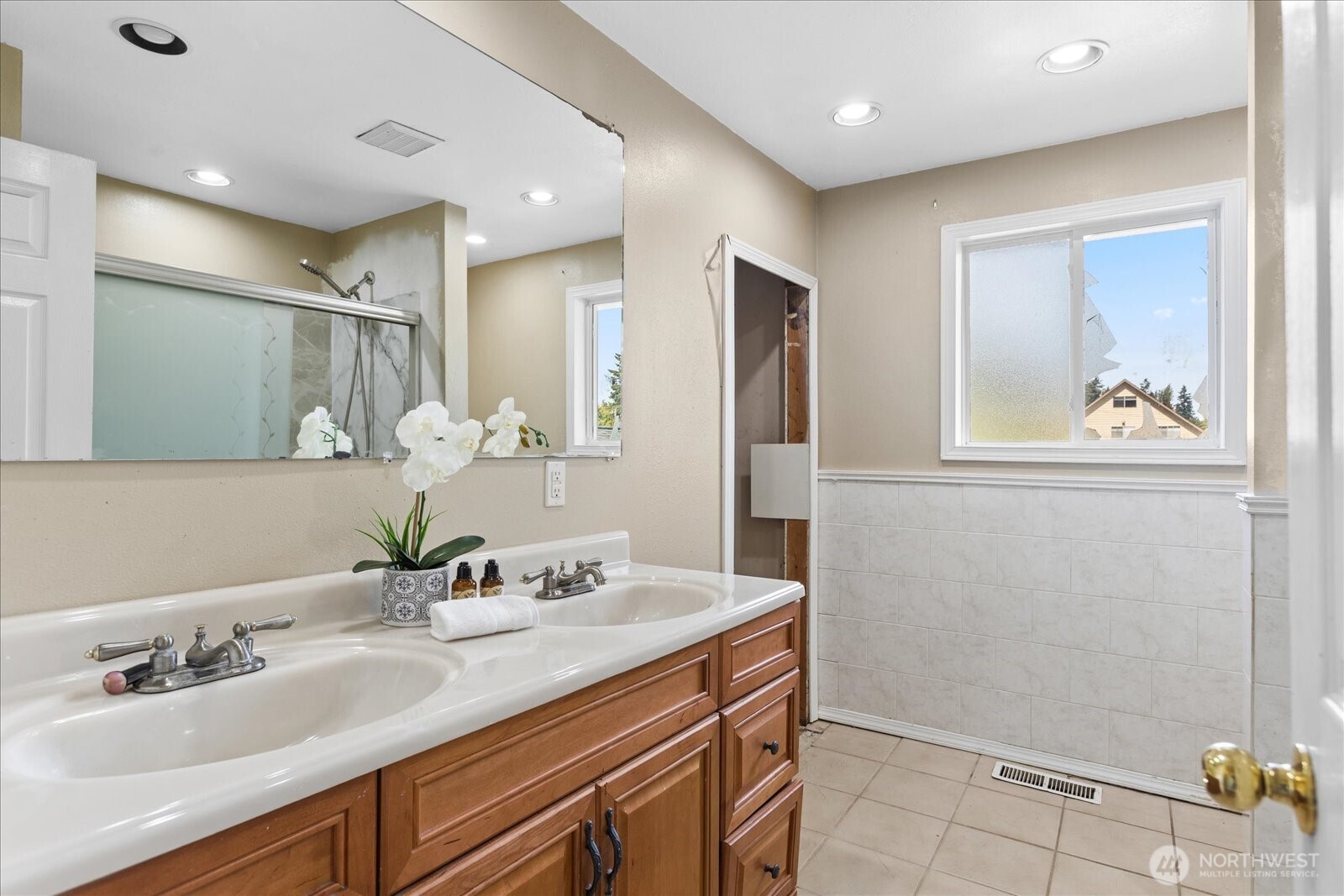 7819 225th Place Property Photo 13