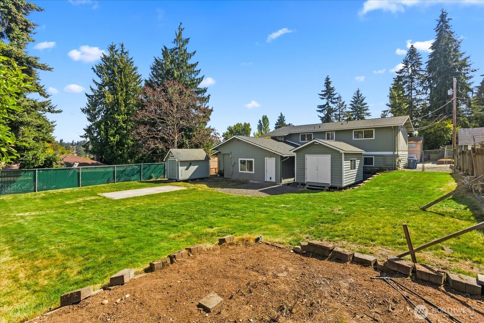7819 225th Place Property Photo 38
