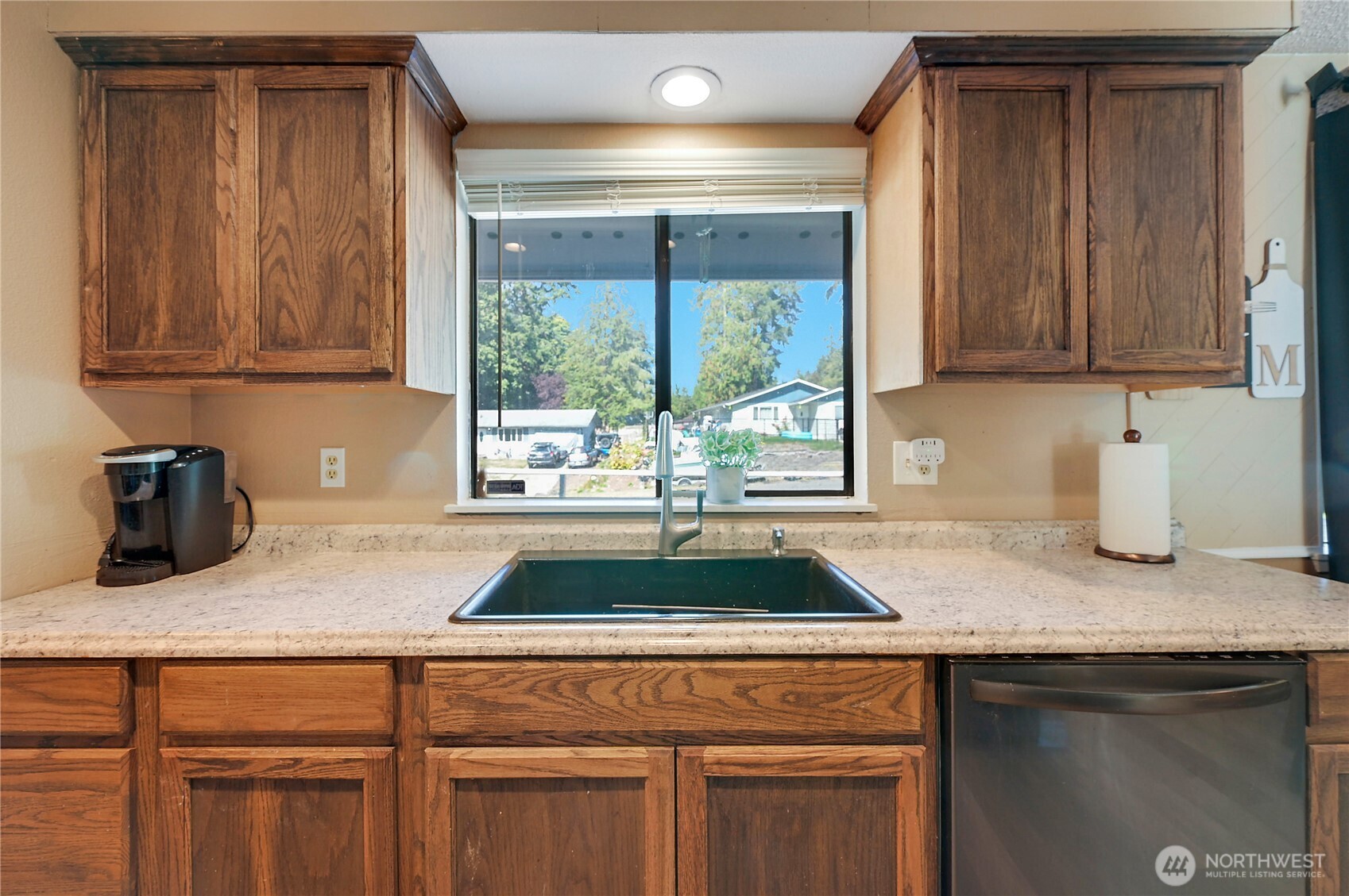 6910 E Cascade Drive Property Photo 10
