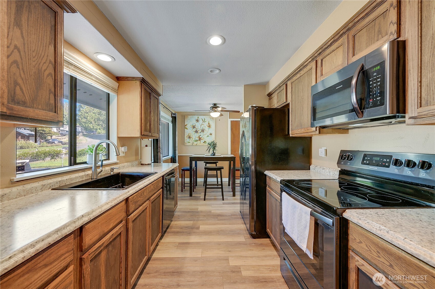 6910 E Cascade Drive Property Photo 11
