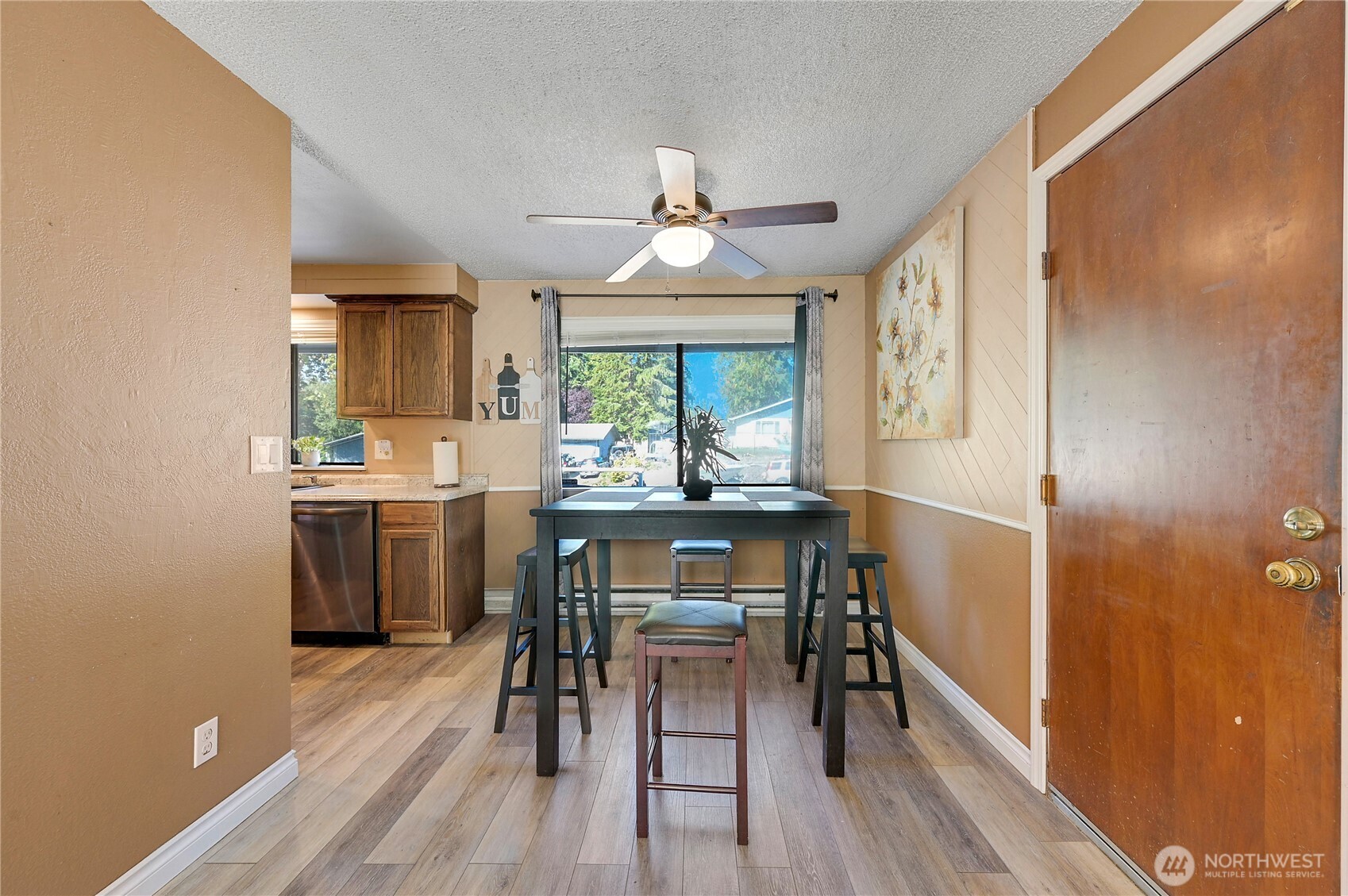 6910 E Cascade Drive Property Photo 13