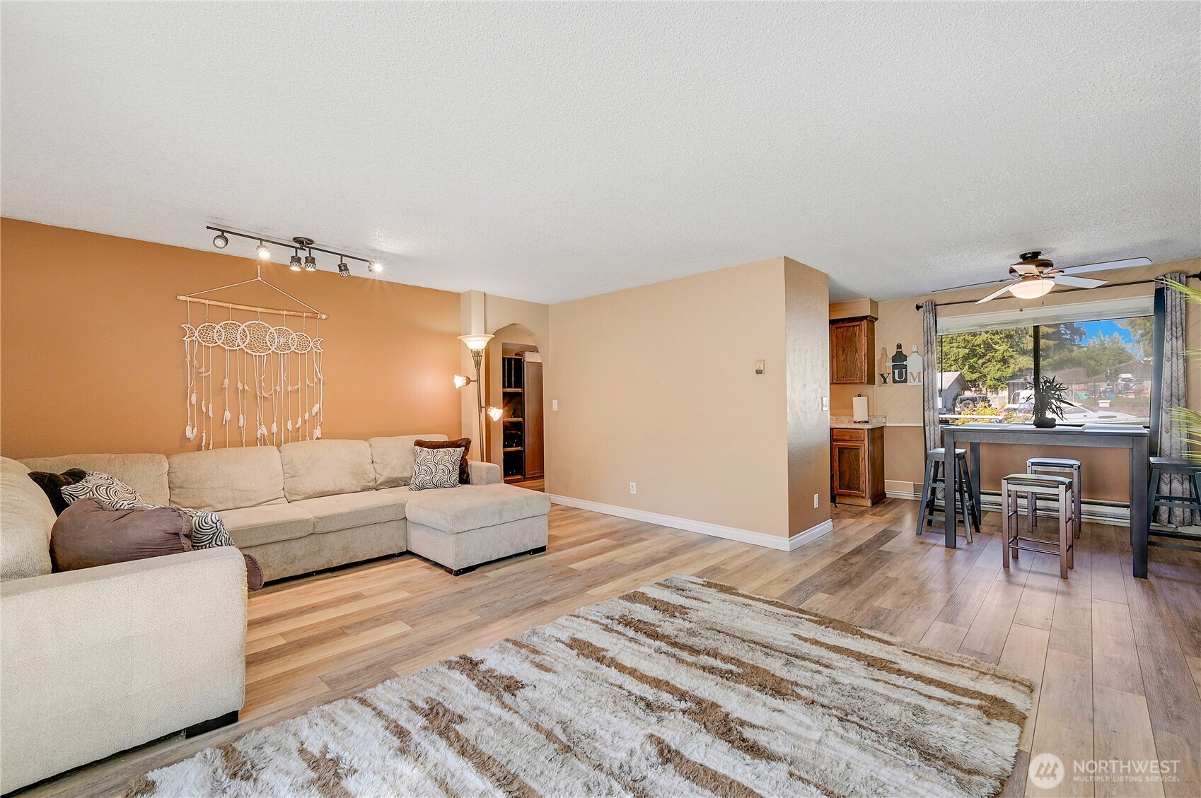 6910 E Cascade Drive Property Photo 15