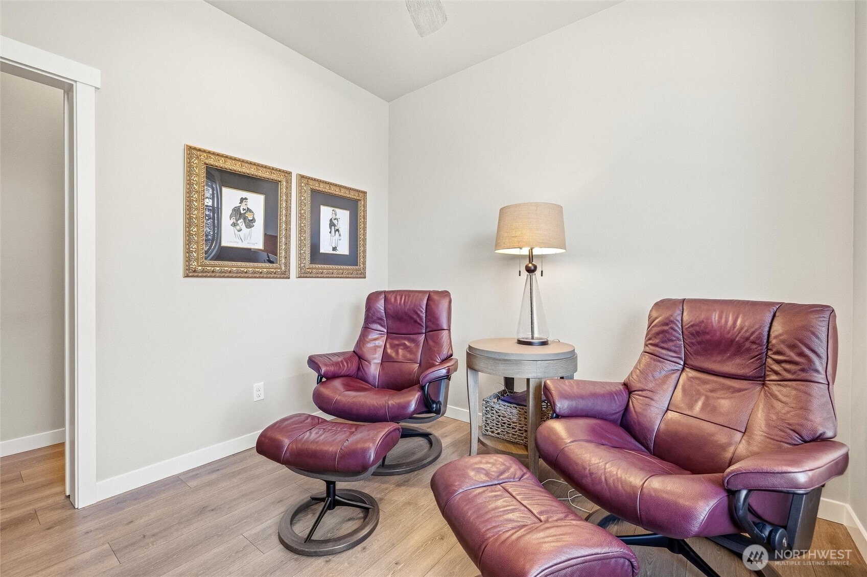 973 Rainier Loop Property Photo 31