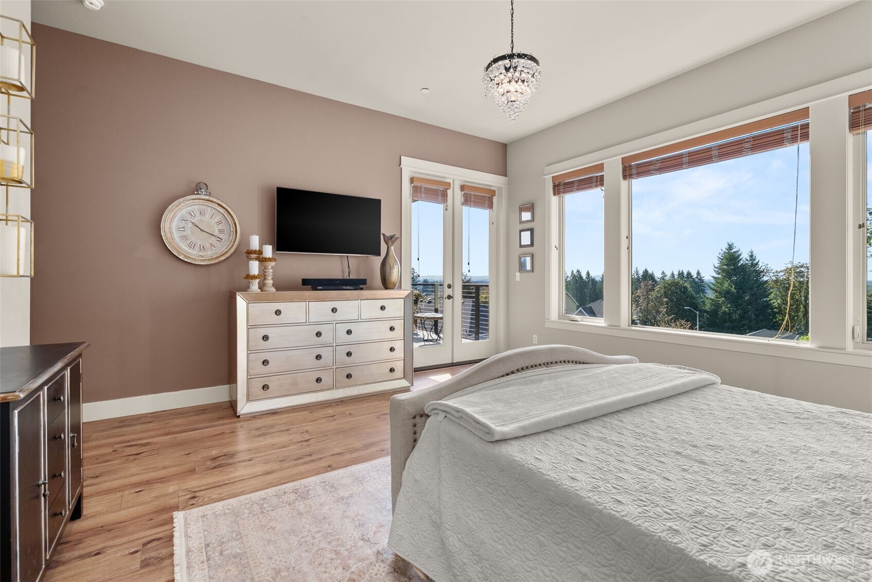 1740 Skyline Ridge Lane Property Photo 16