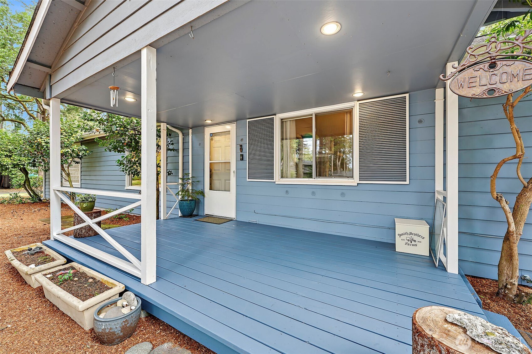 10903 Meadow Road Property Photo 2