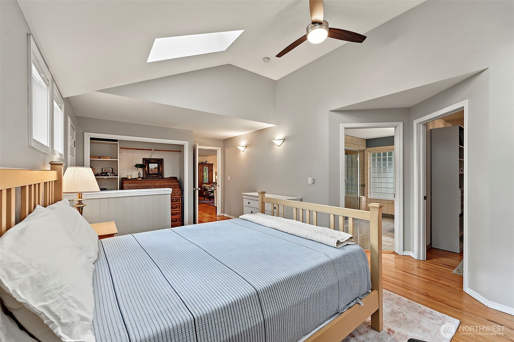 10903 Meadow Road Property Photo 10