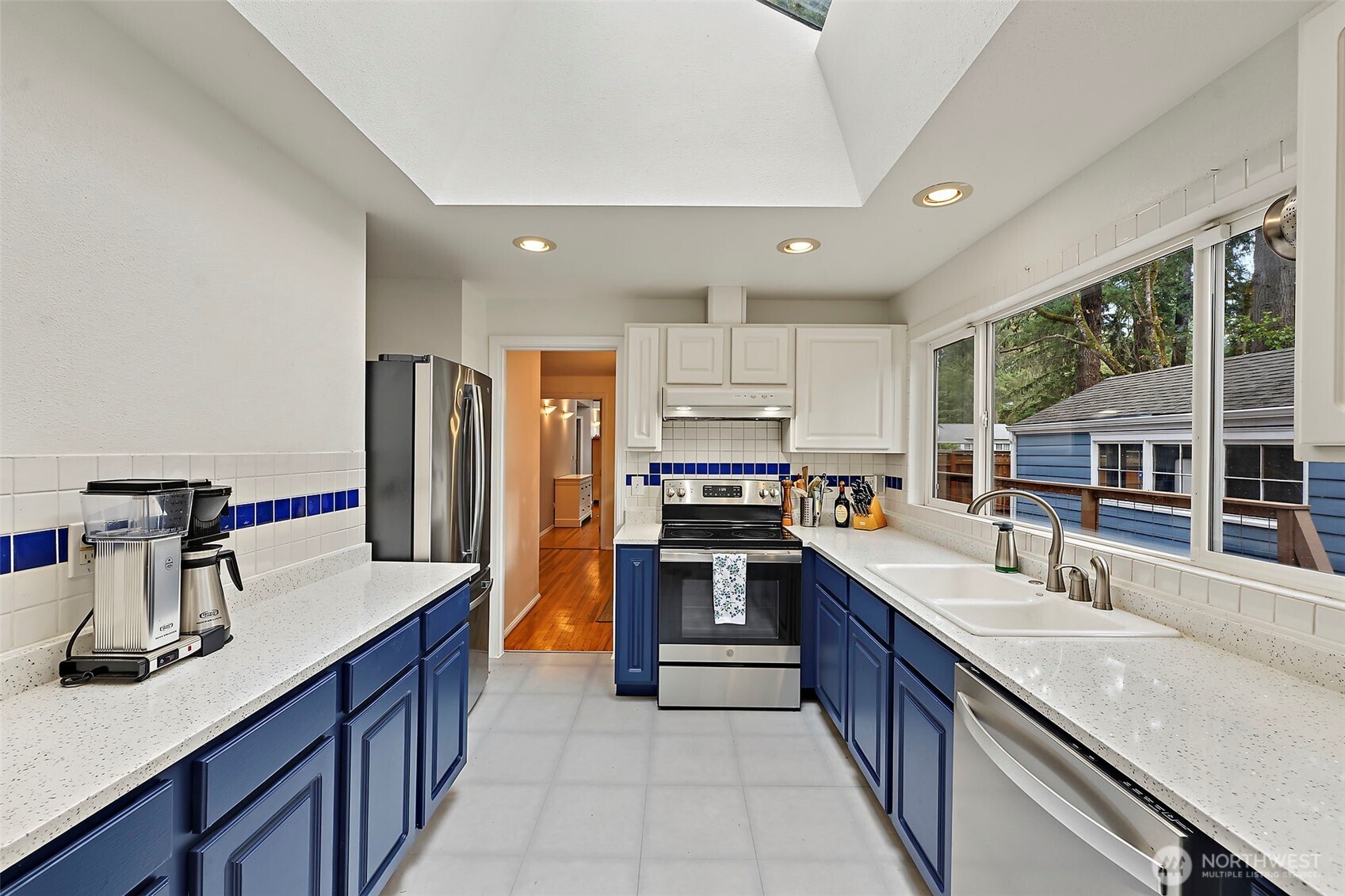 10903 Meadow Road Property Photo 16