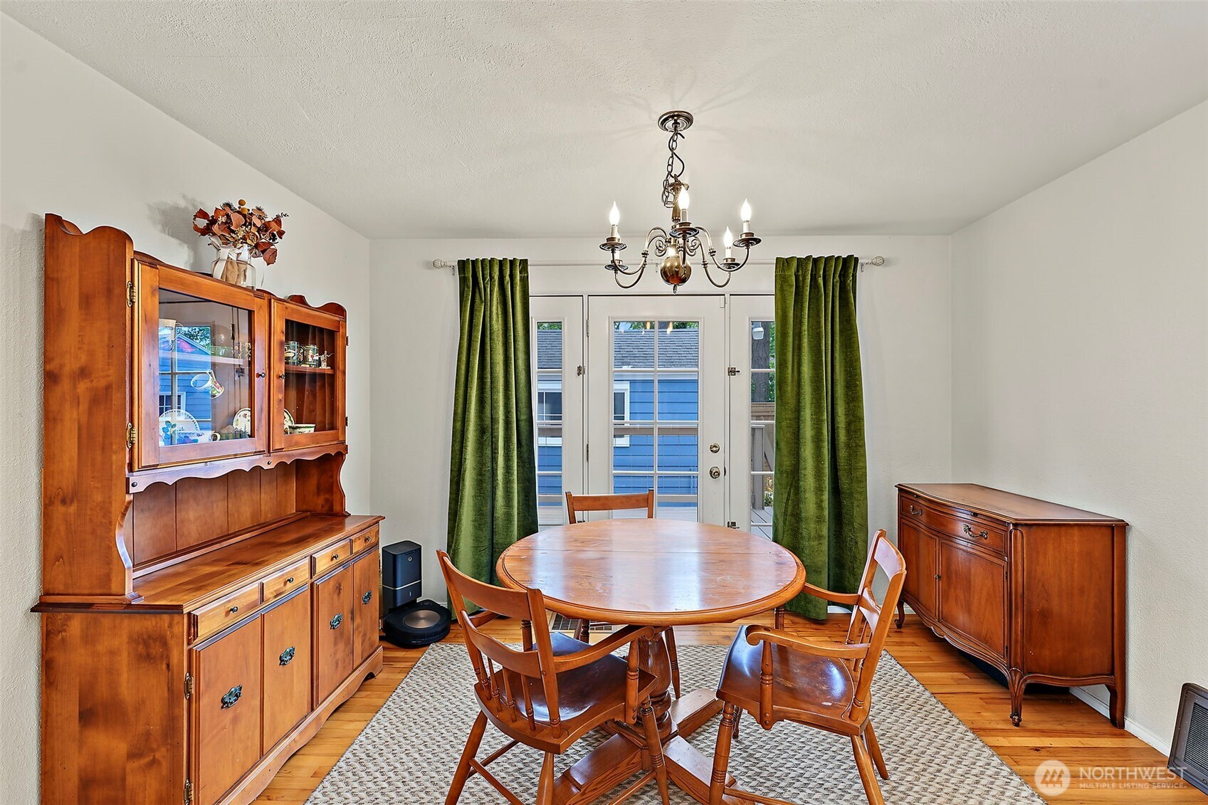 10903 Meadow Road Property Photo 19
