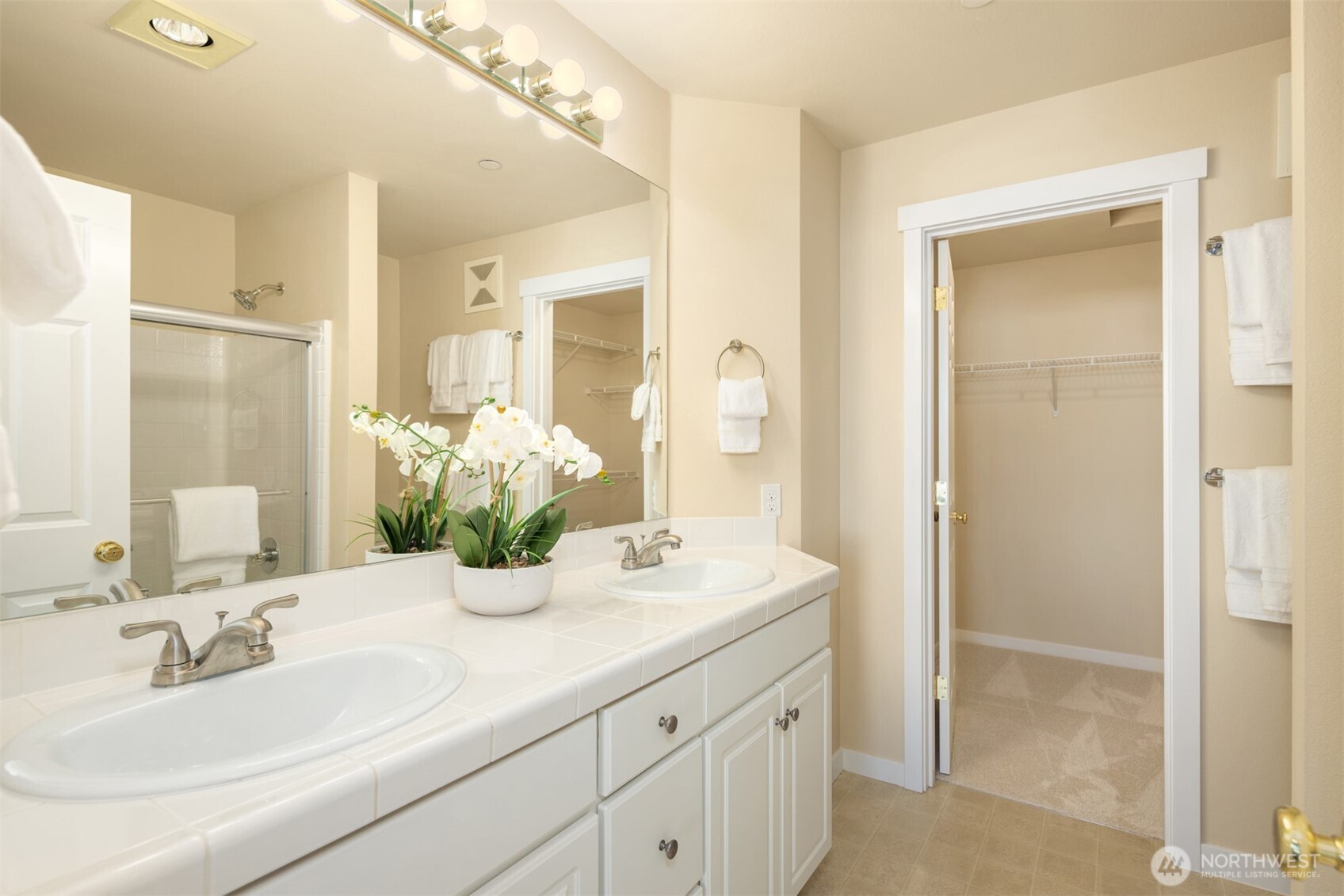 1387 Huckleberry Circle Property Photo 16