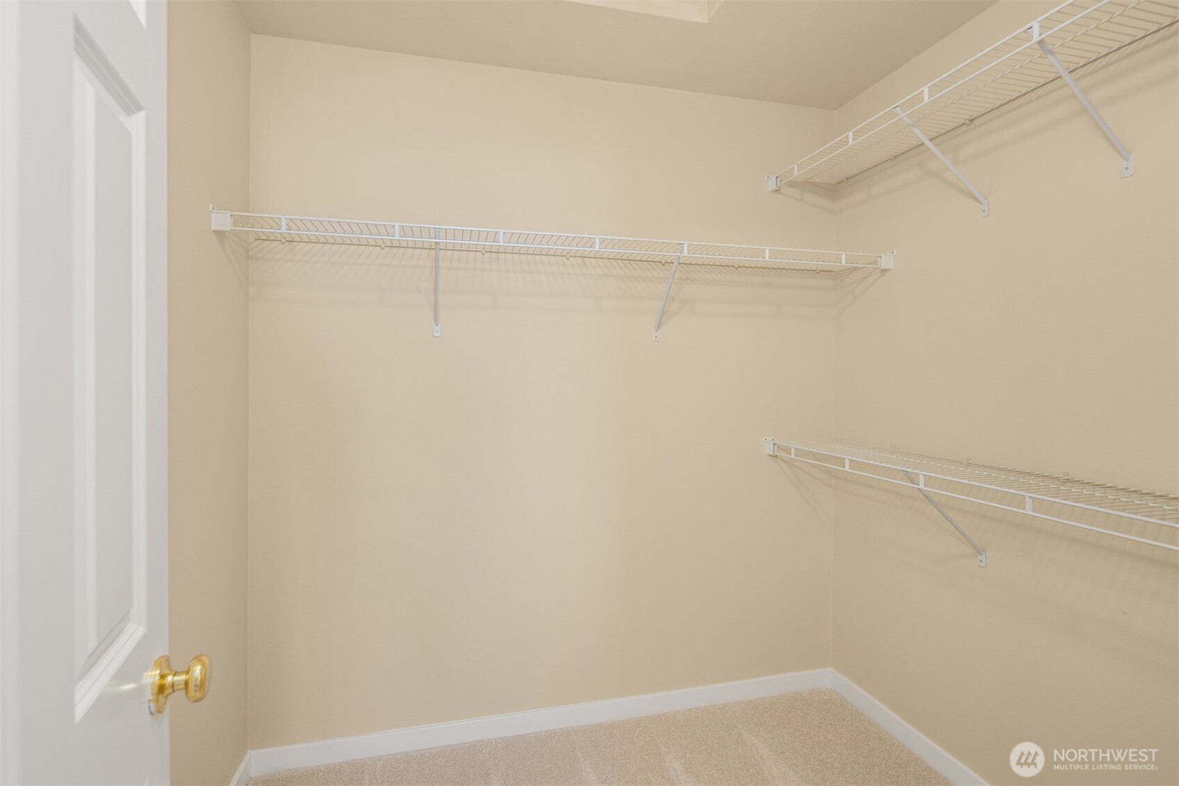 1387 Huckleberry Circle Property Photo 18