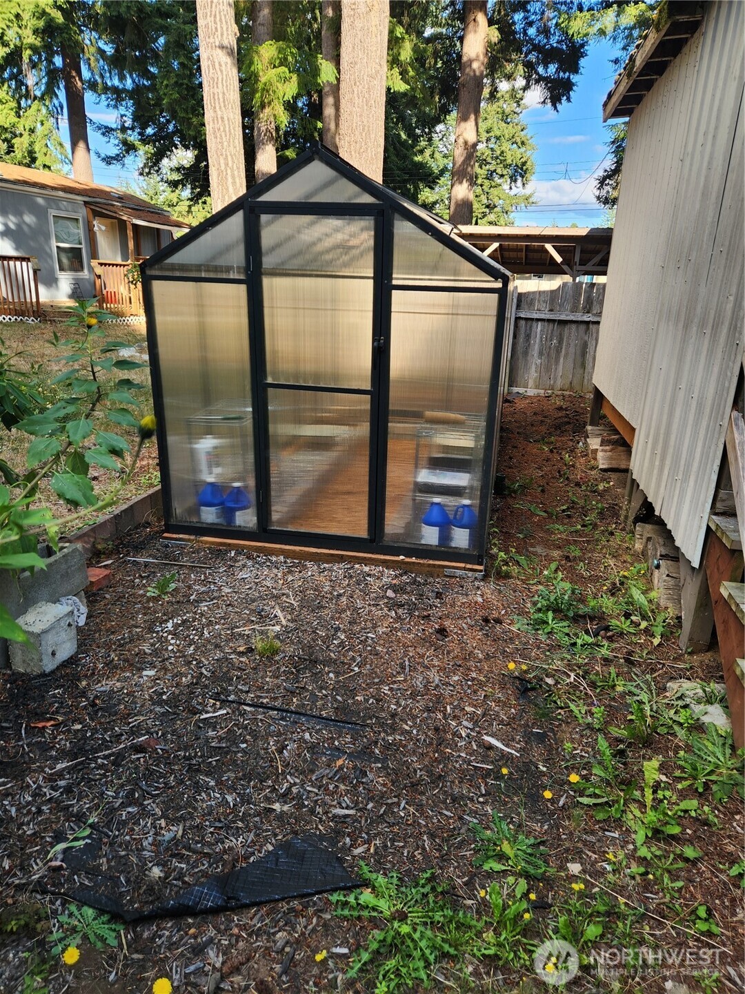 7085 Tall Cedars Lane Property Photo 14