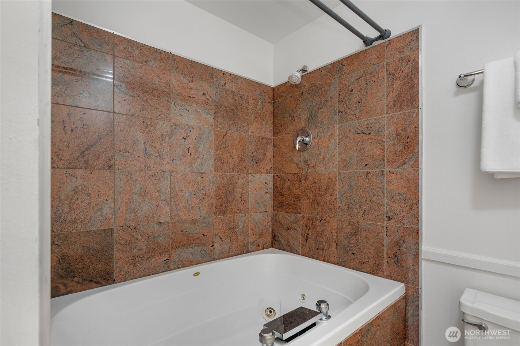 500 Aloha Street 211 Property Photo 24