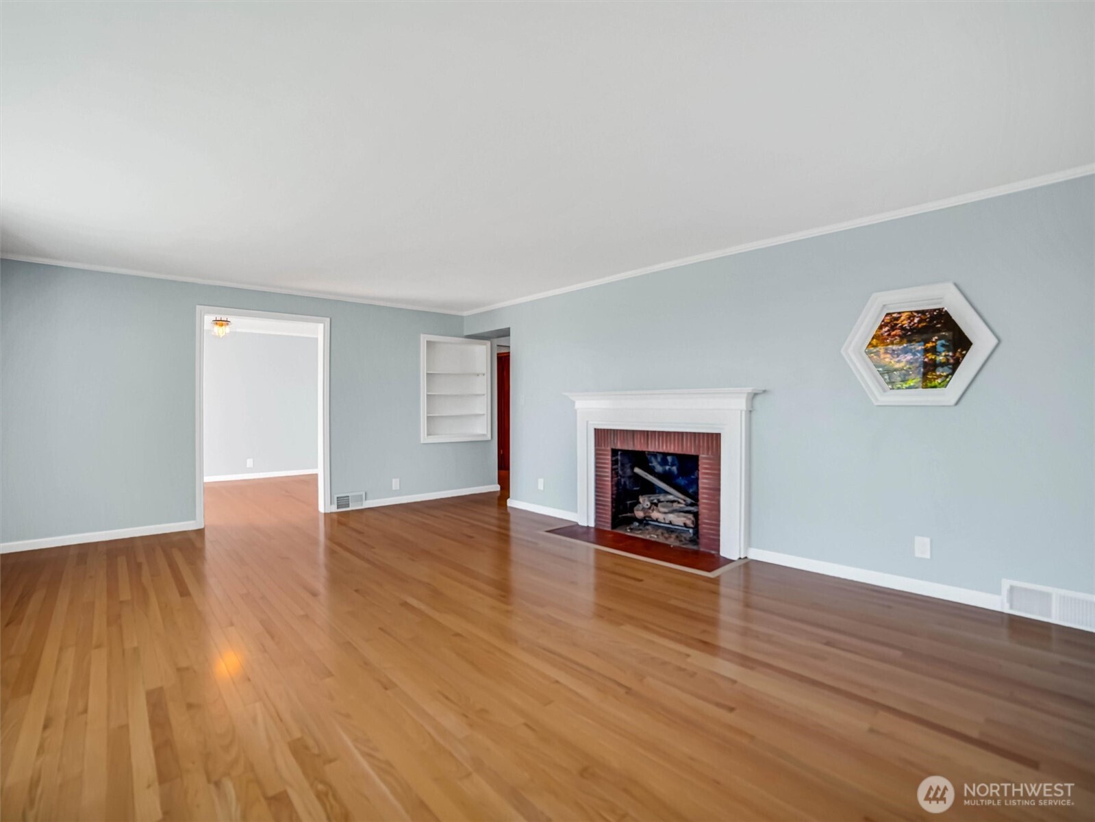 4044 39th Avenue Property Photo 5