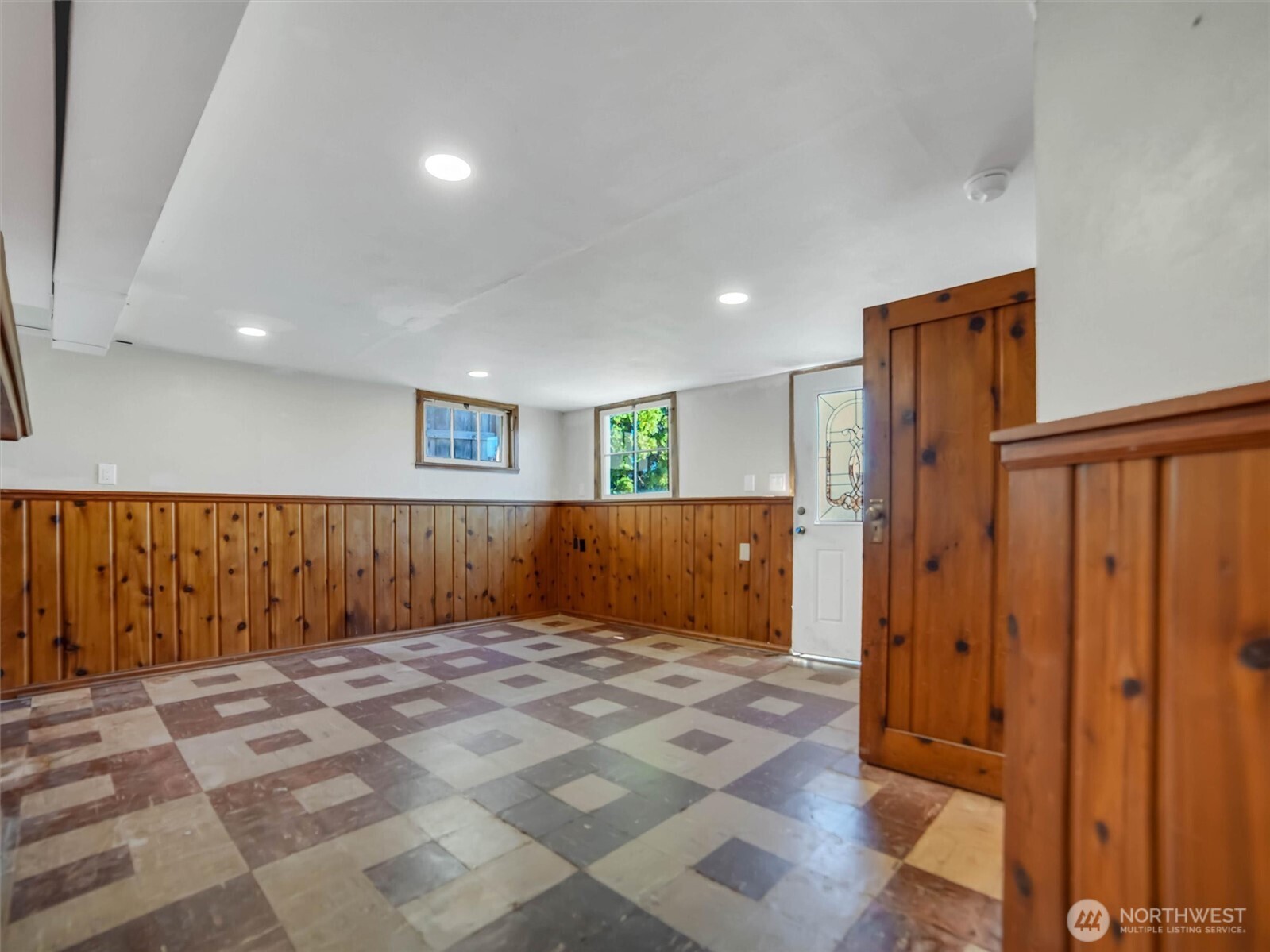 4044 39th Avenue Property Photo 16