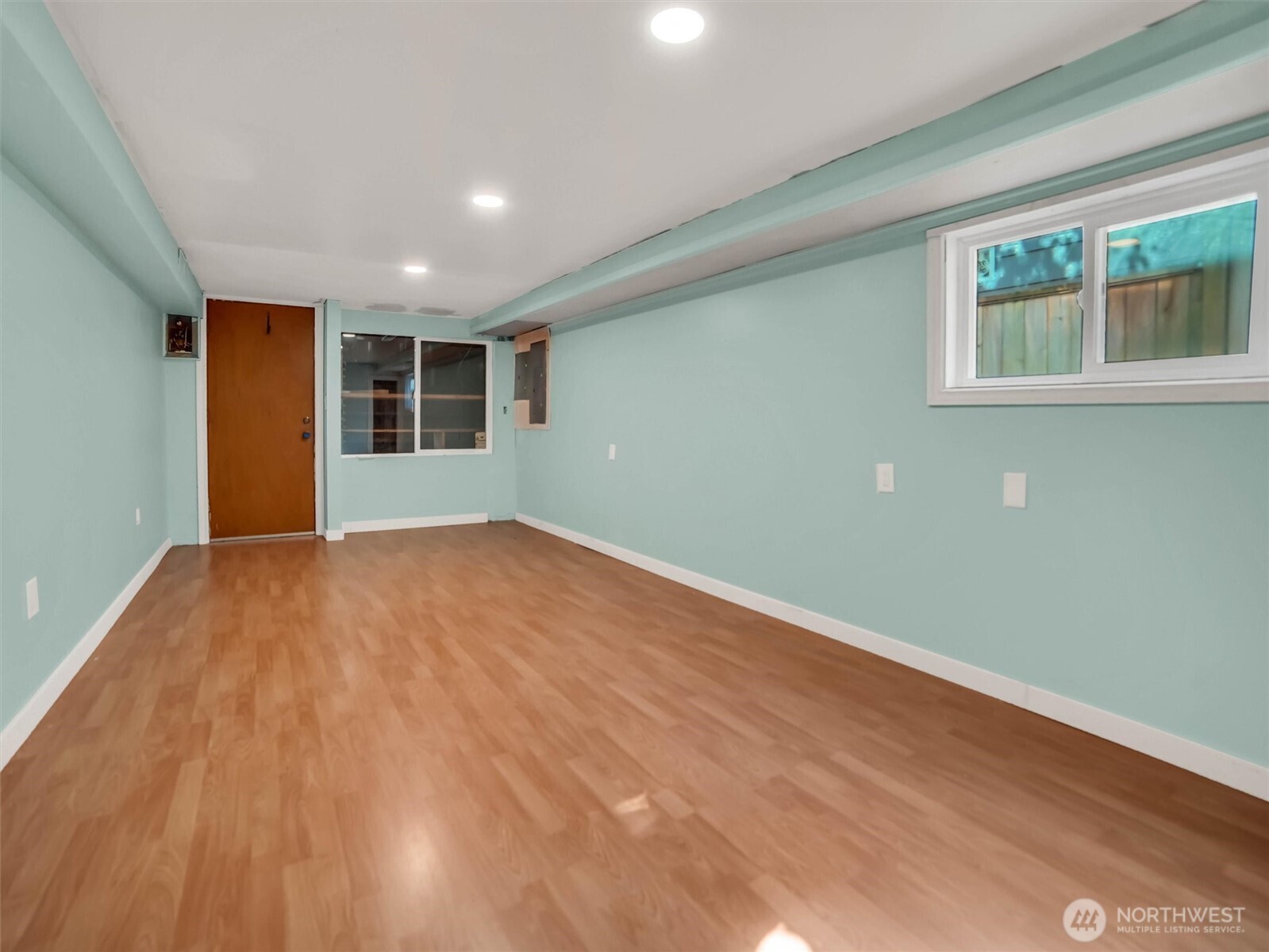 4044 39th Avenue Property Photo 19