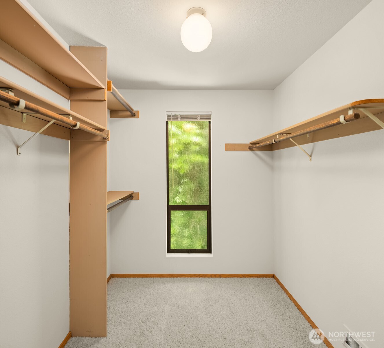 4336 E Mercer Way Property Photo 26