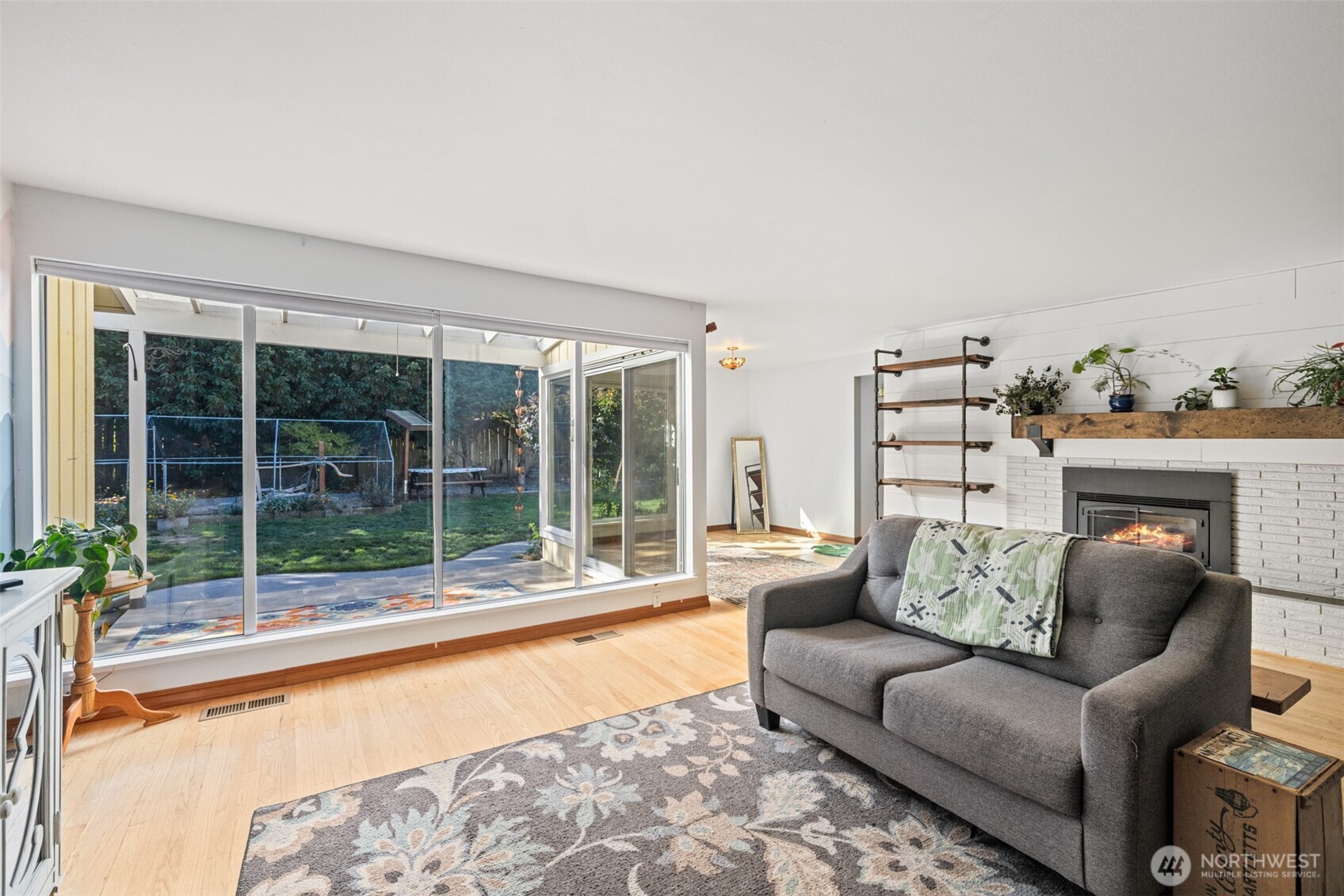 142 W Columbus Avenue Property Photo 7