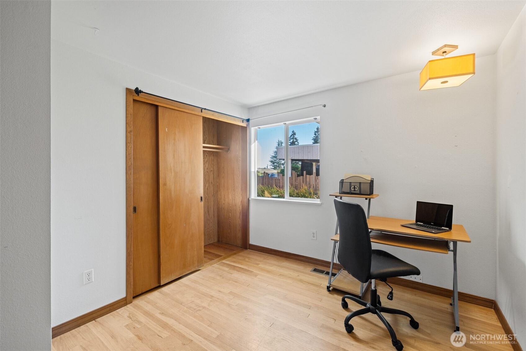 142 W Columbus Avenue Property Photo 15