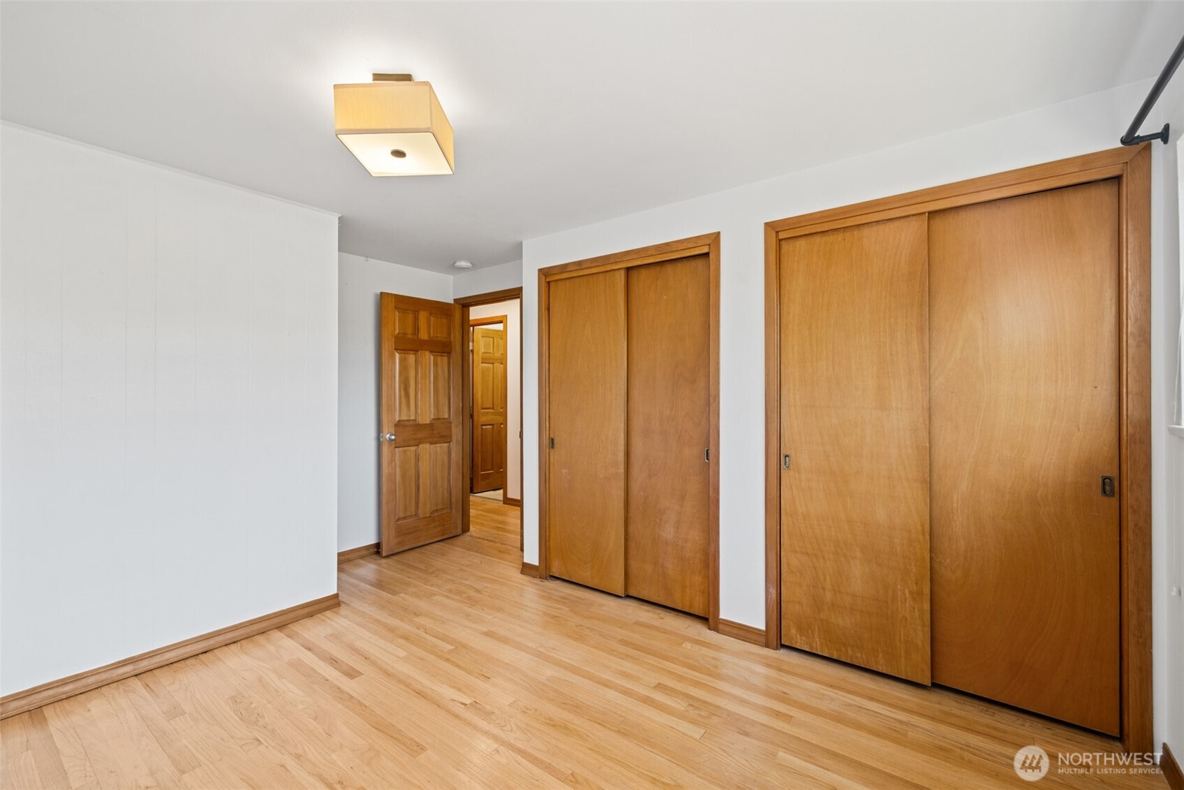 142 W Columbus Avenue Property Photo 19