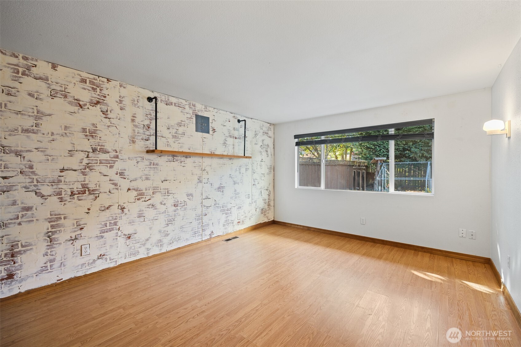 142 W Columbus Avenue Property Photo 23