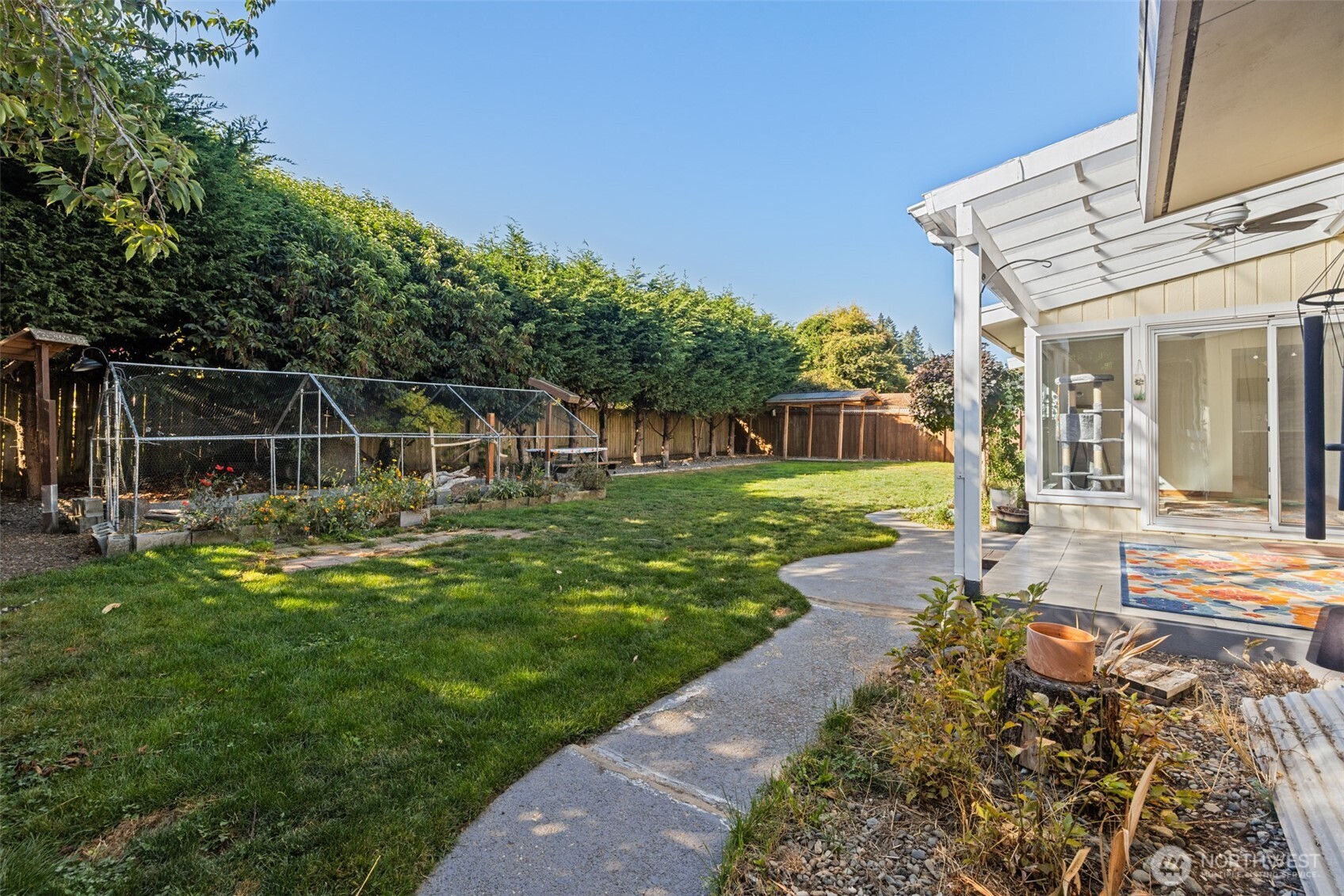 142 W Columbus Avenue Property Photo 35