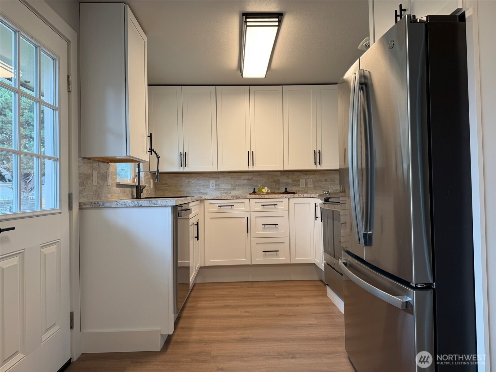 857 S 72nd Street Property Photo 6