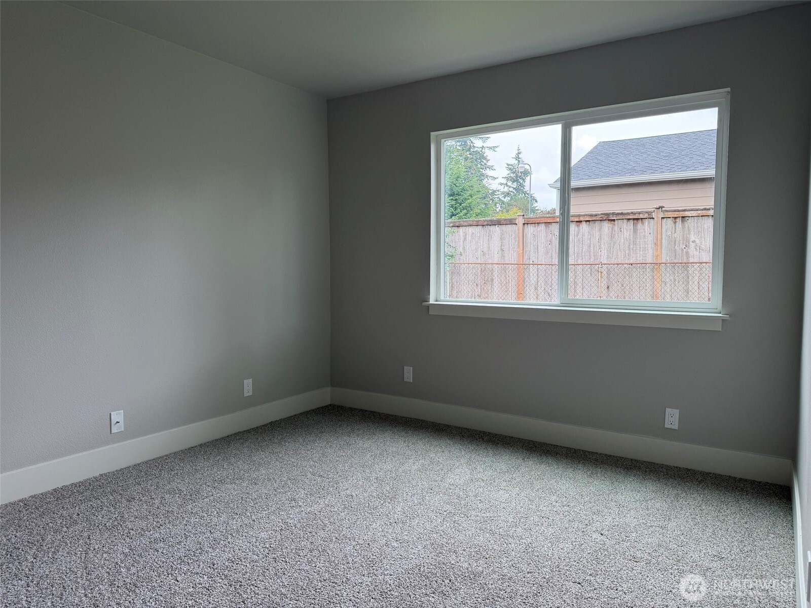 857 S 72nd Street Property Photo 9