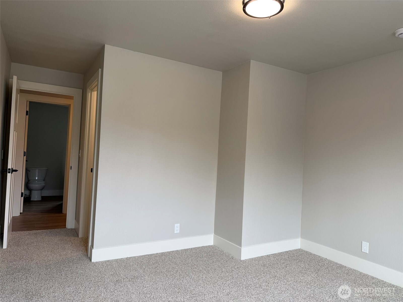 857 S 72nd Street Property Photo 12