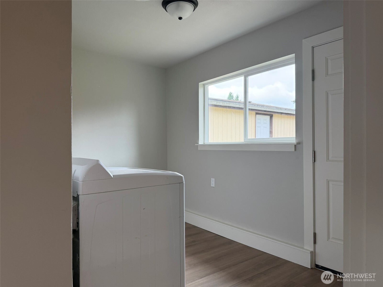 857 S 72nd Street Property Photo 14
