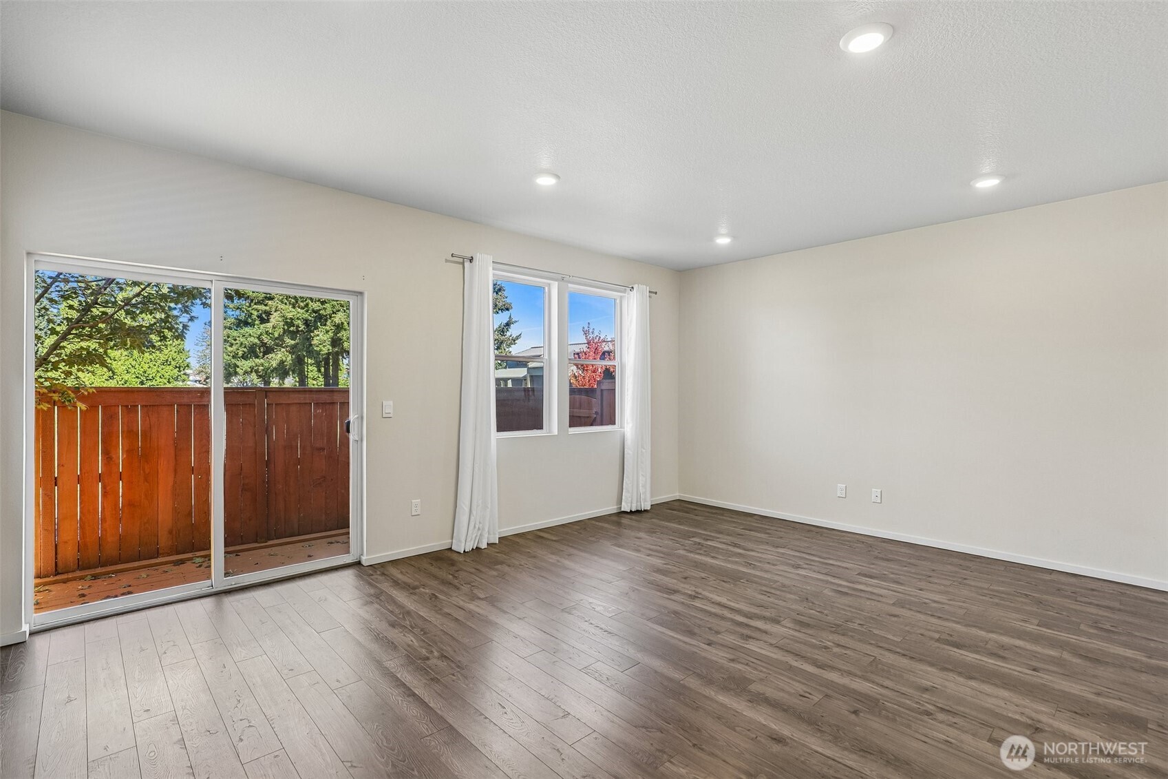 442 Ne 71st Street Property Photo 7