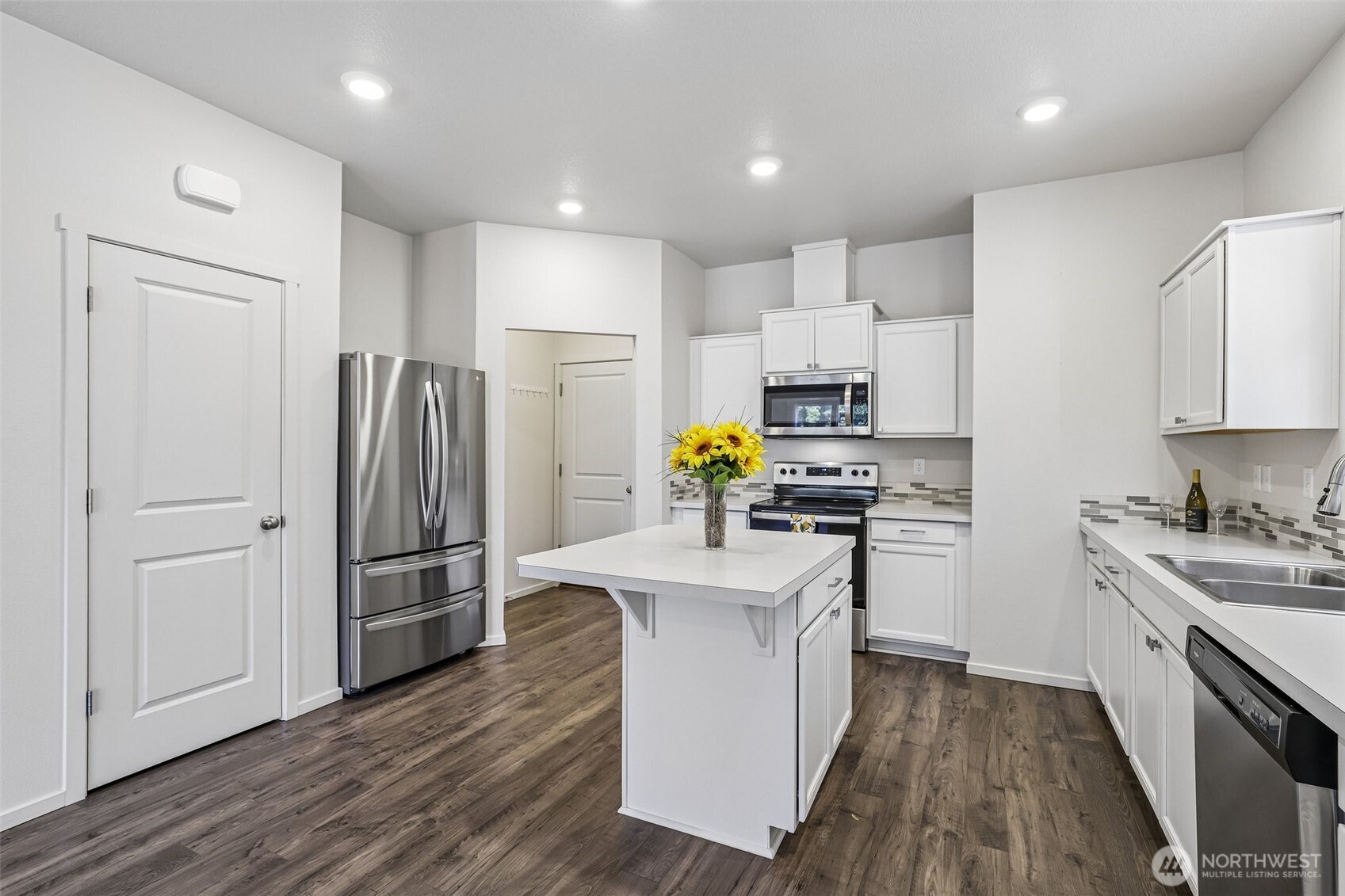 442 Ne 71st Street Property Photo 13