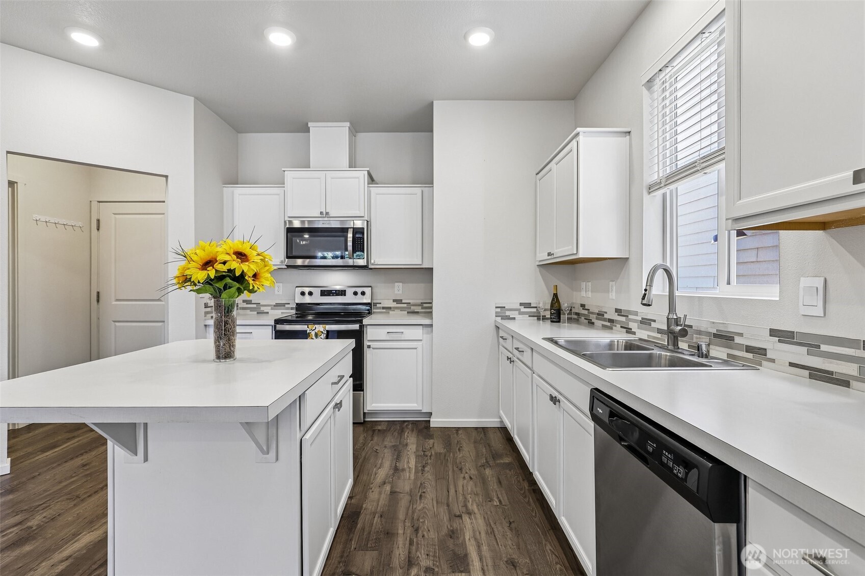 442 Ne 71st Street Property Photo 14