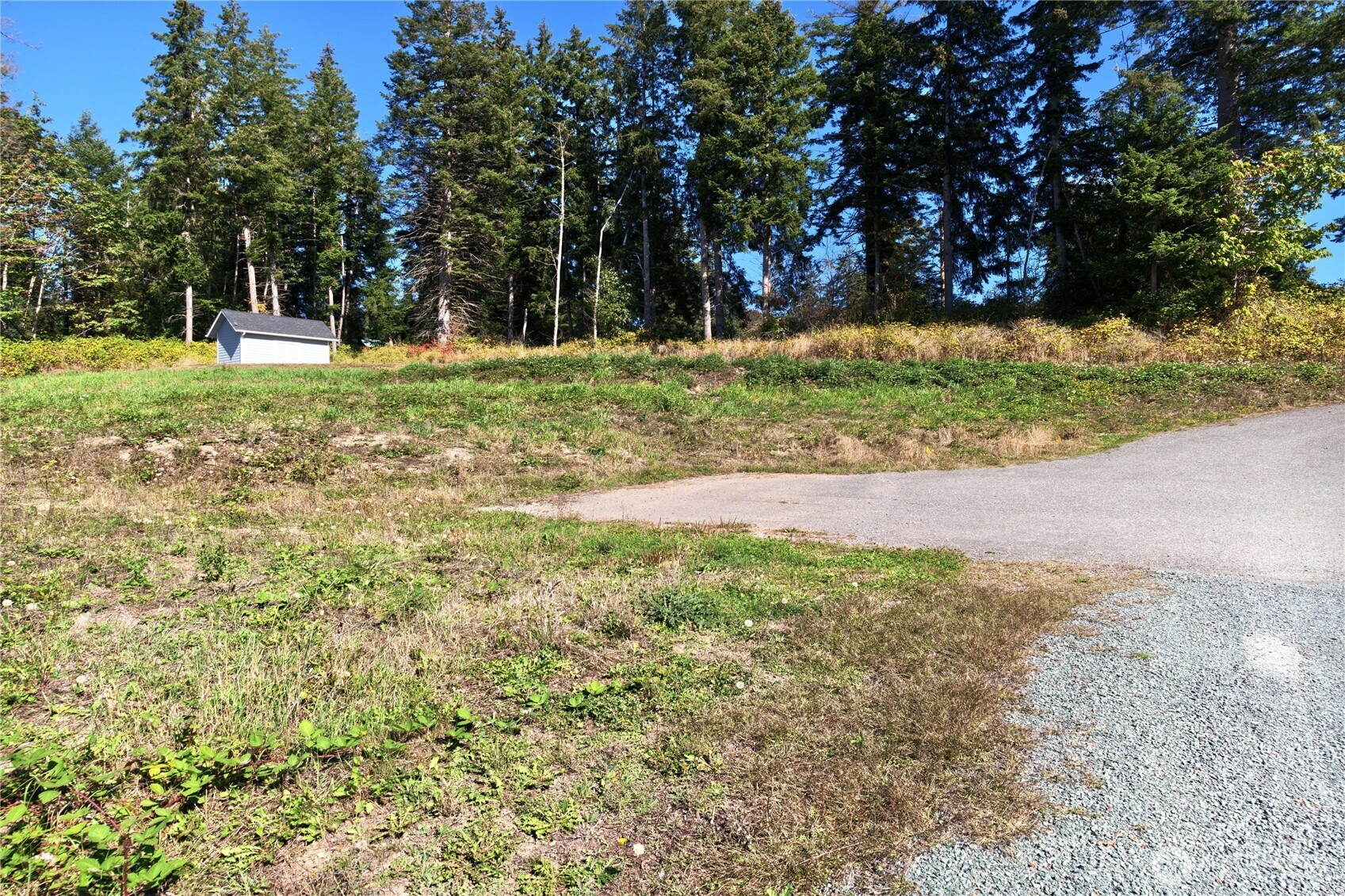 22979 Methow Court Property Photo 2