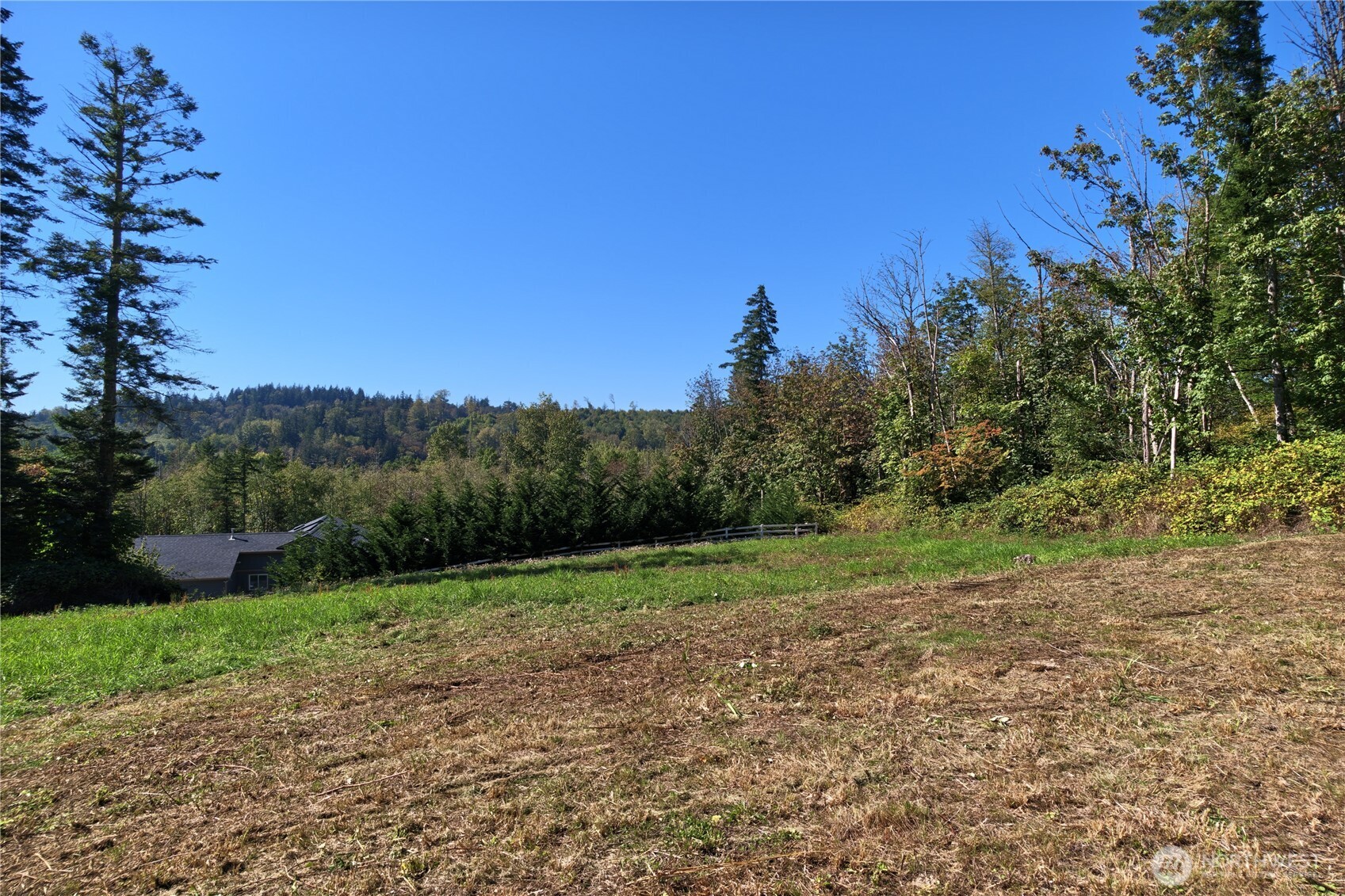 22979 Methow Court Property Photo 5