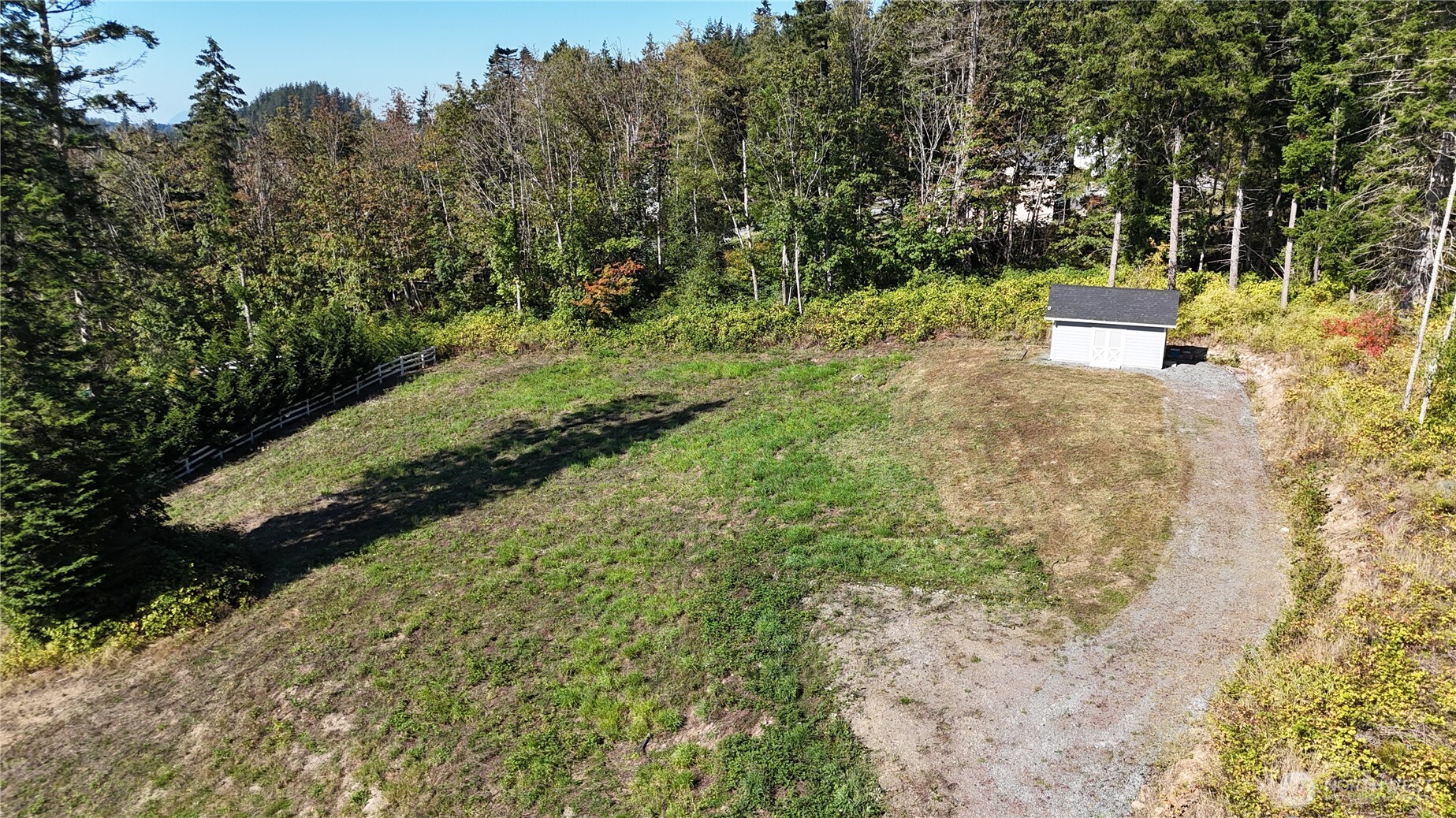 22979 Methow Court Property Photo 12