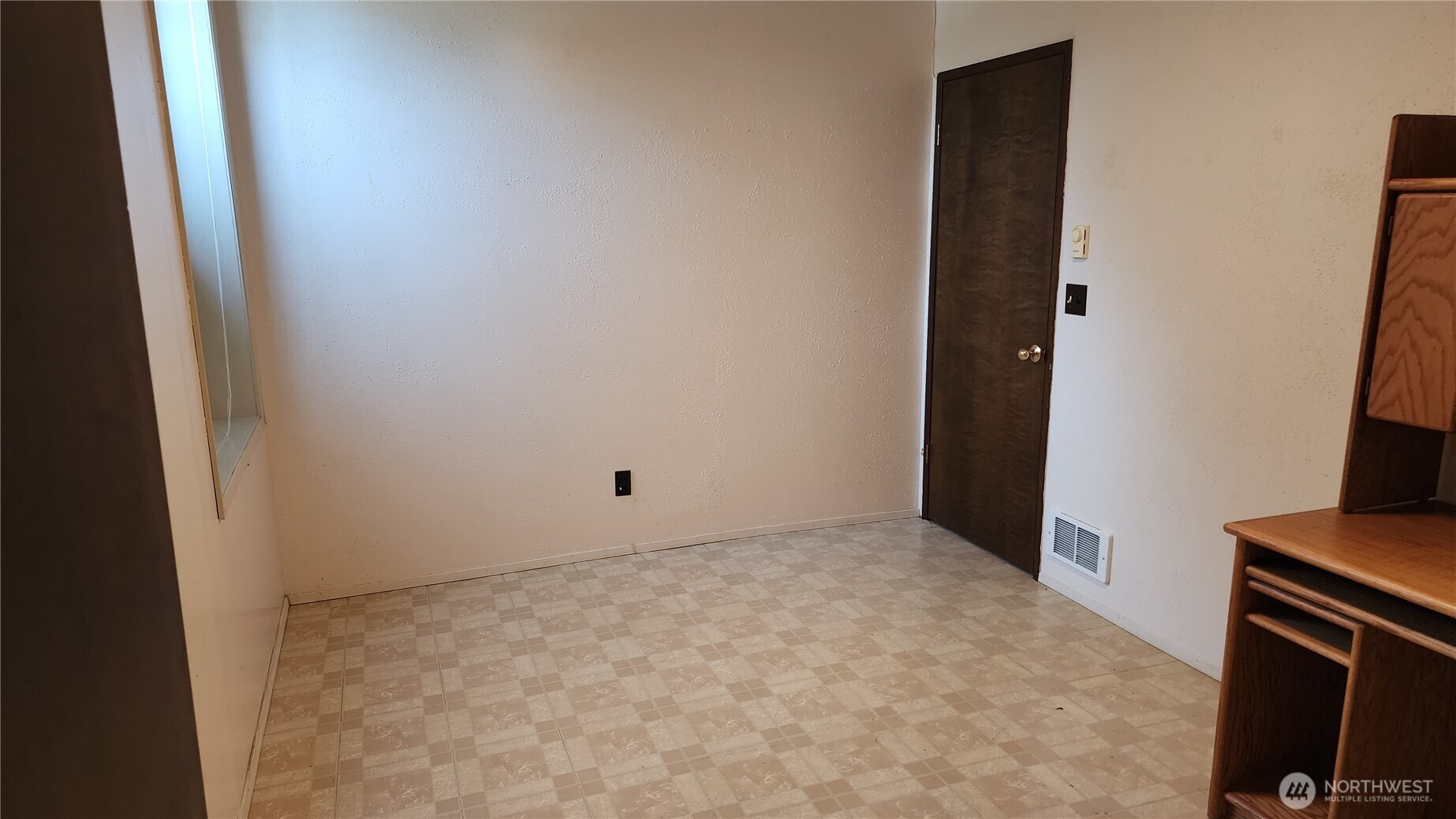 314 E 5th Street Property Photo 25
