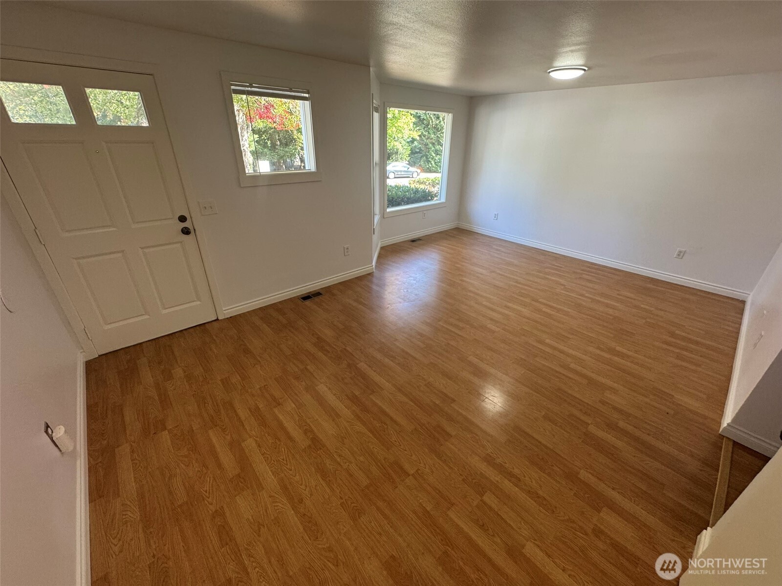 4181 244th Place Property Photo 2