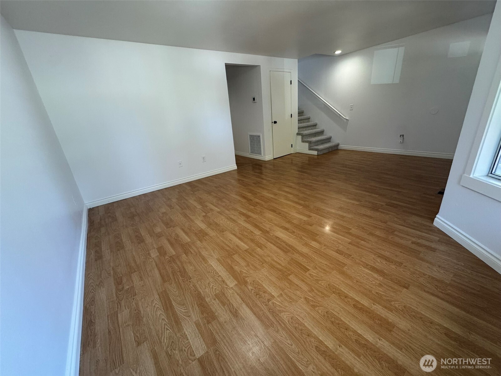 4181 244th Place Property Photo 5