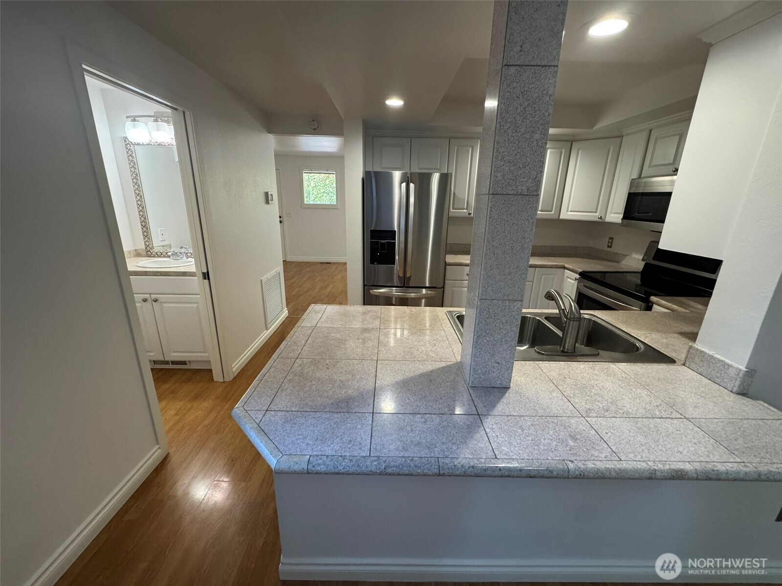 4181 244th Place Property Photo 6