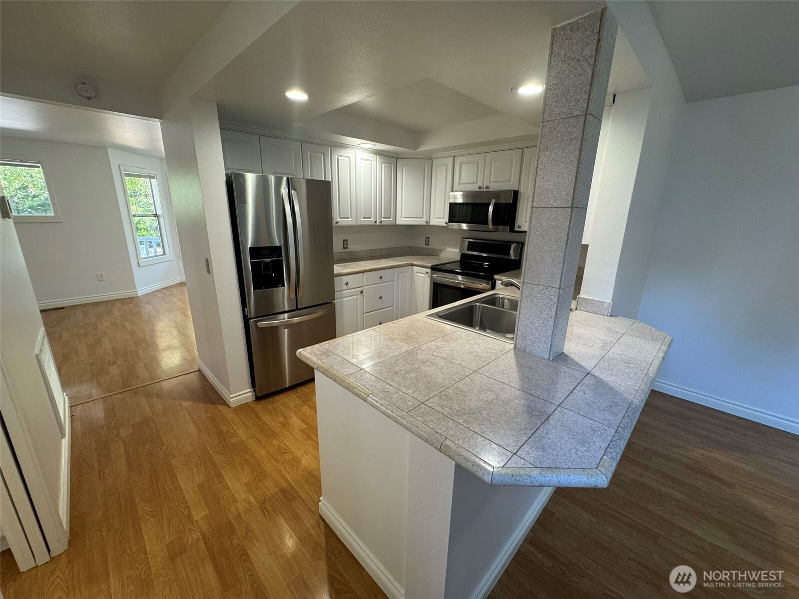 4181 244th Place Property Photo 7