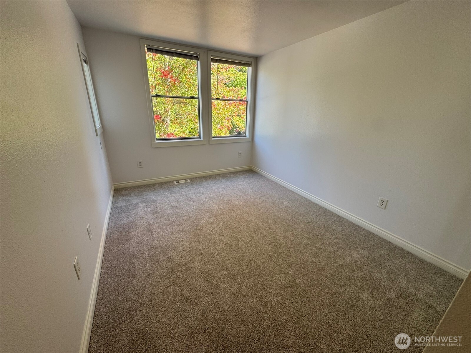 4181 244th Place Property Photo 17