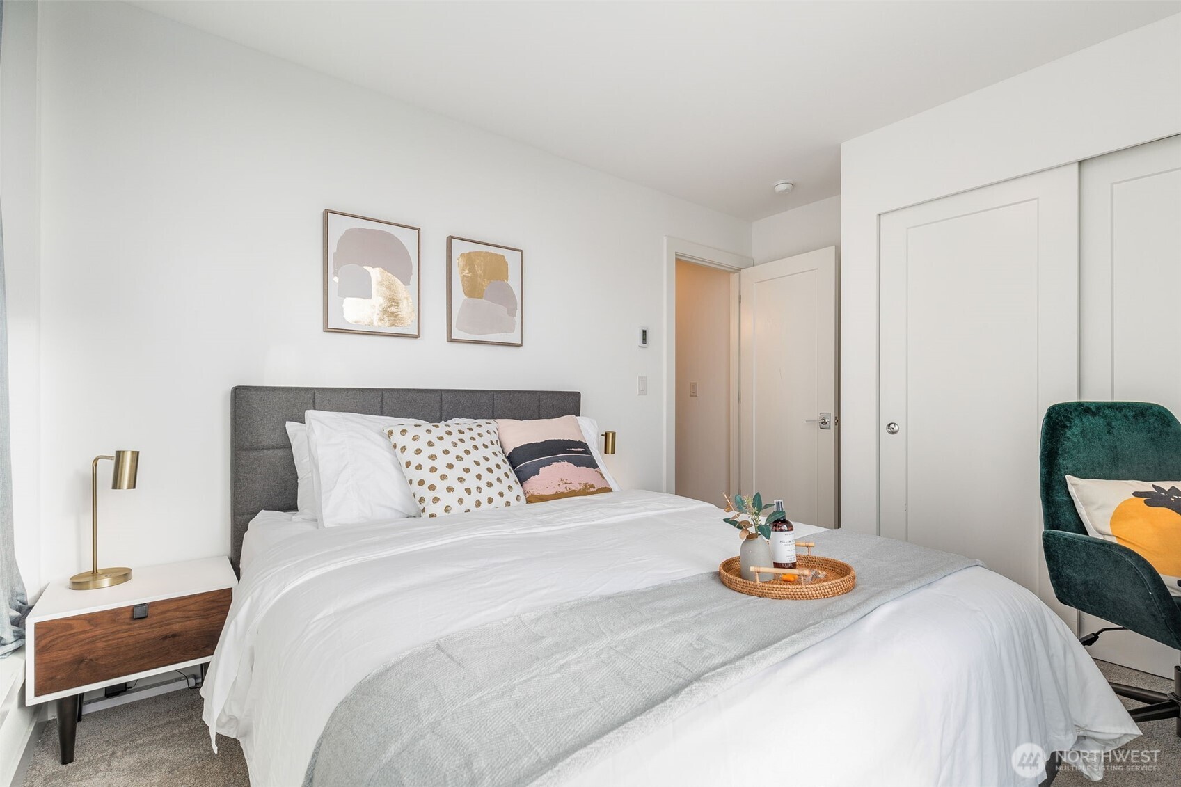 1112 13th Avenue E Property Photo 18
