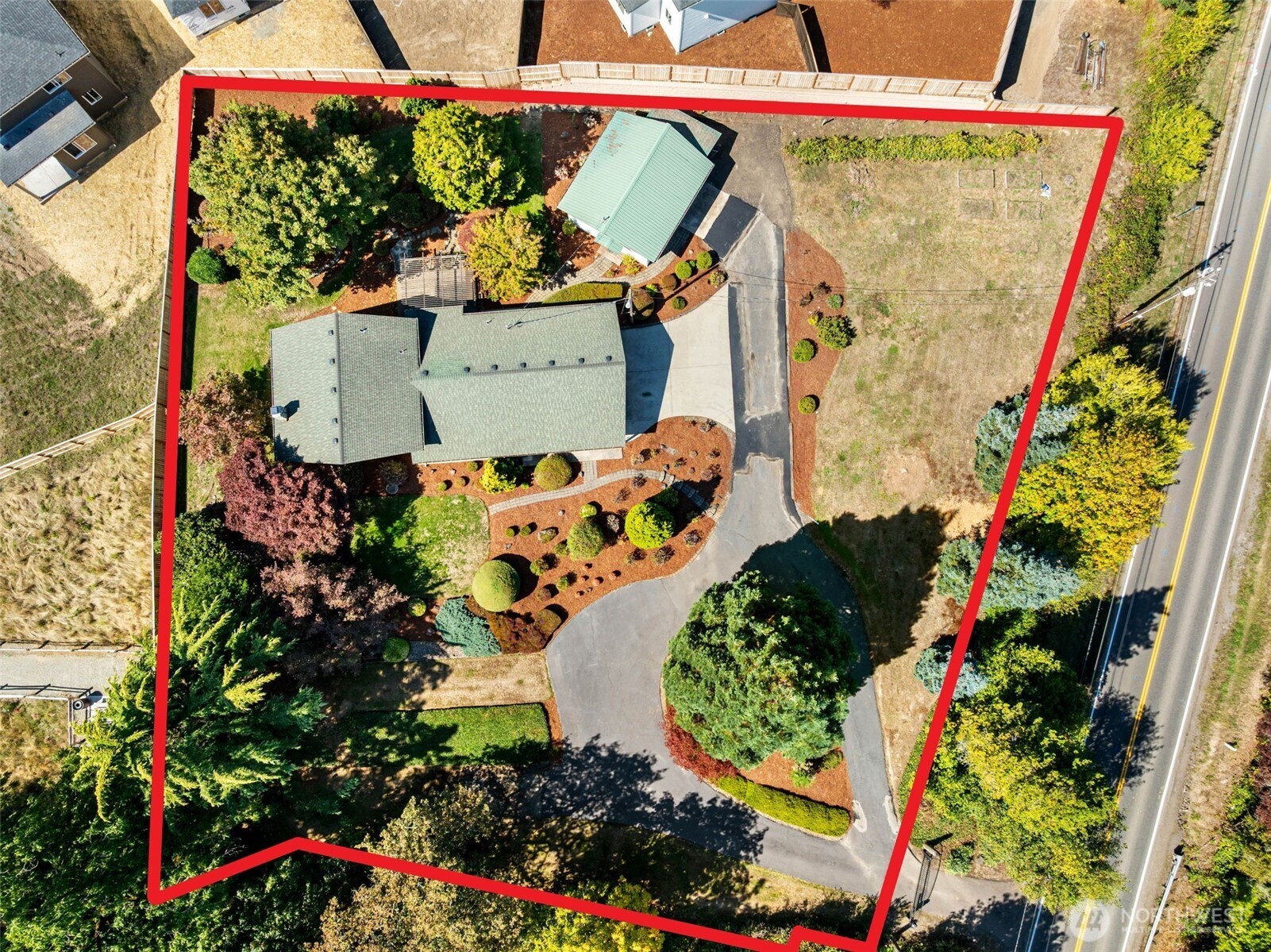 34100 Nw Pacific Highway Property Photo 1