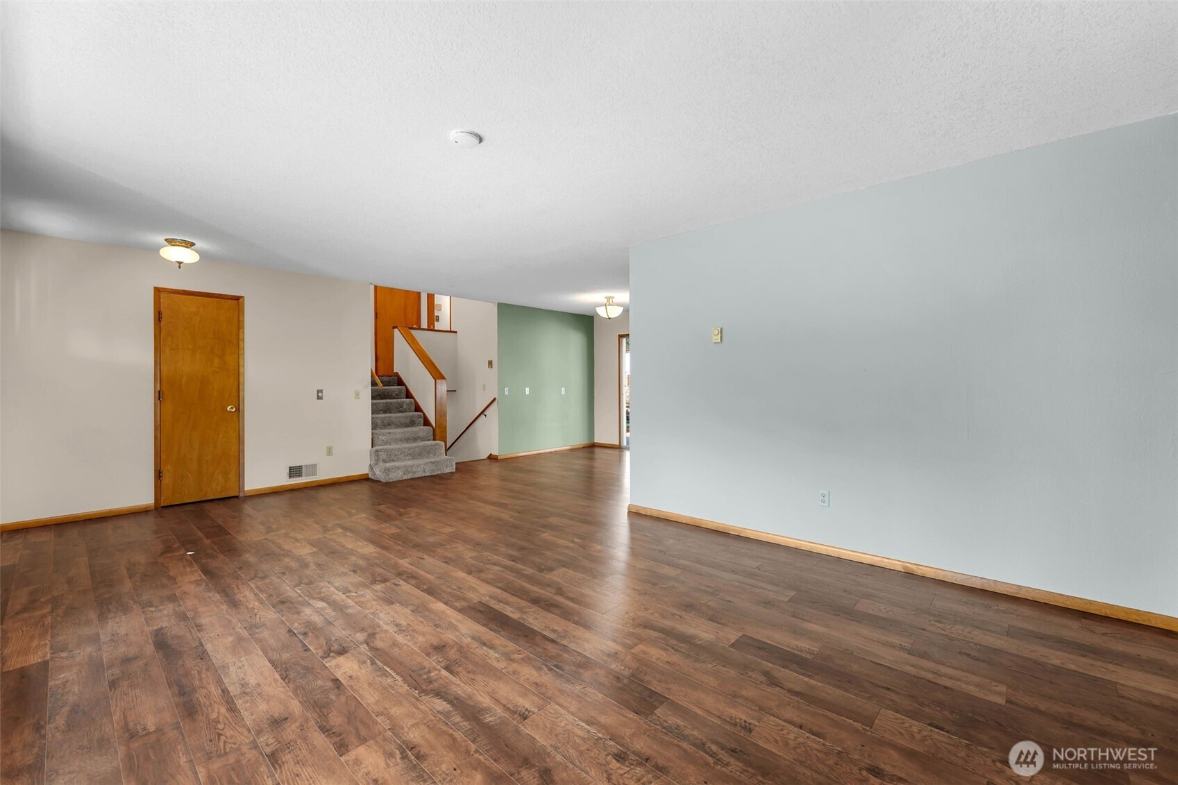 34100 Nw Pacific Highway Property Photo 8